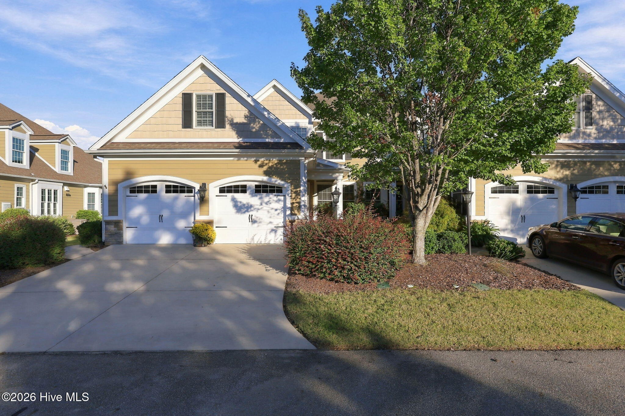 519 Cottage Lane Property Photo 2