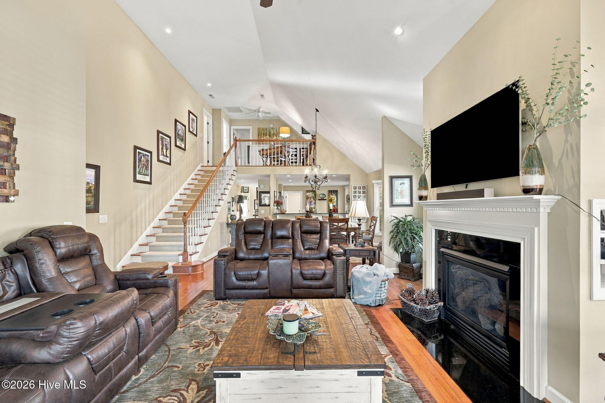 519 Cottage Lane Property Photo 4