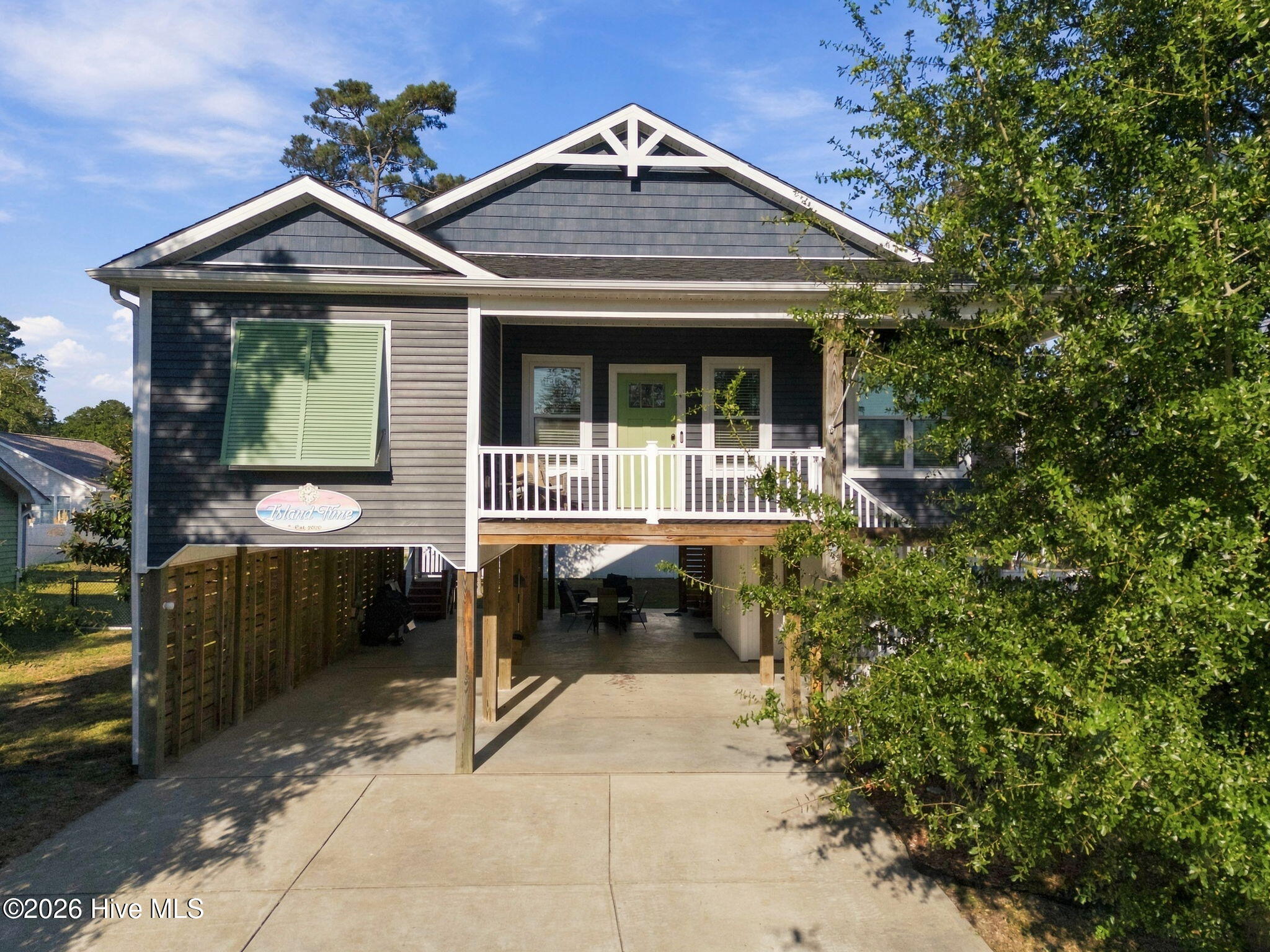 317 Ne 60th Street Property Photo 1