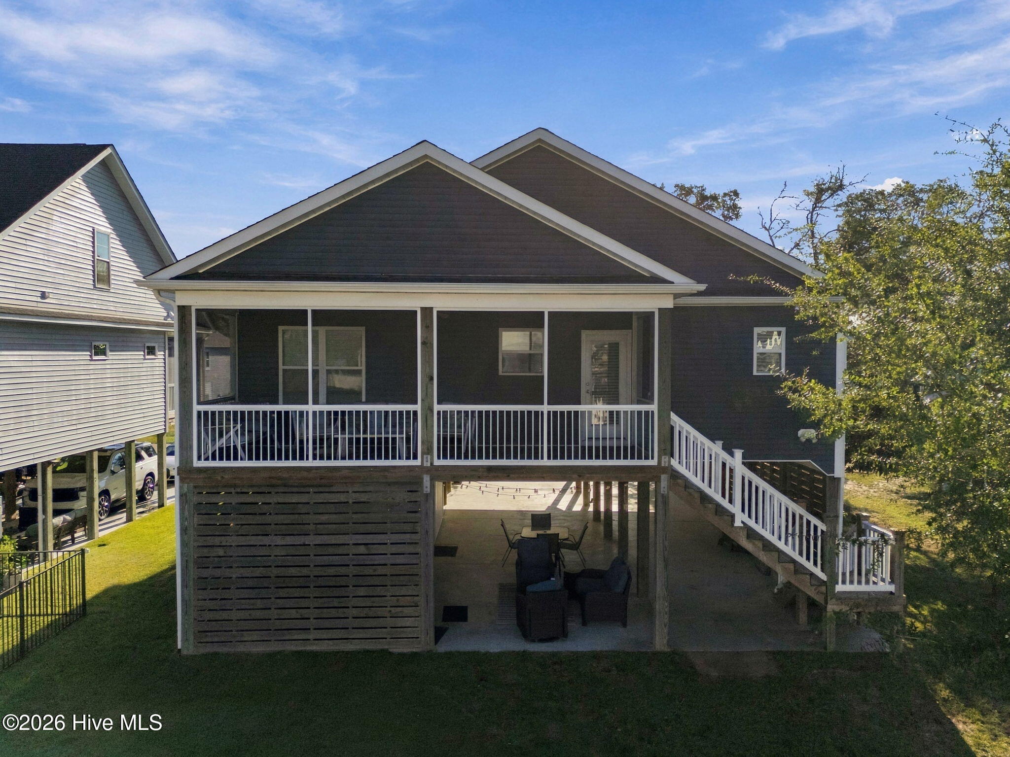 317 Ne 60th Street Property Photo 5