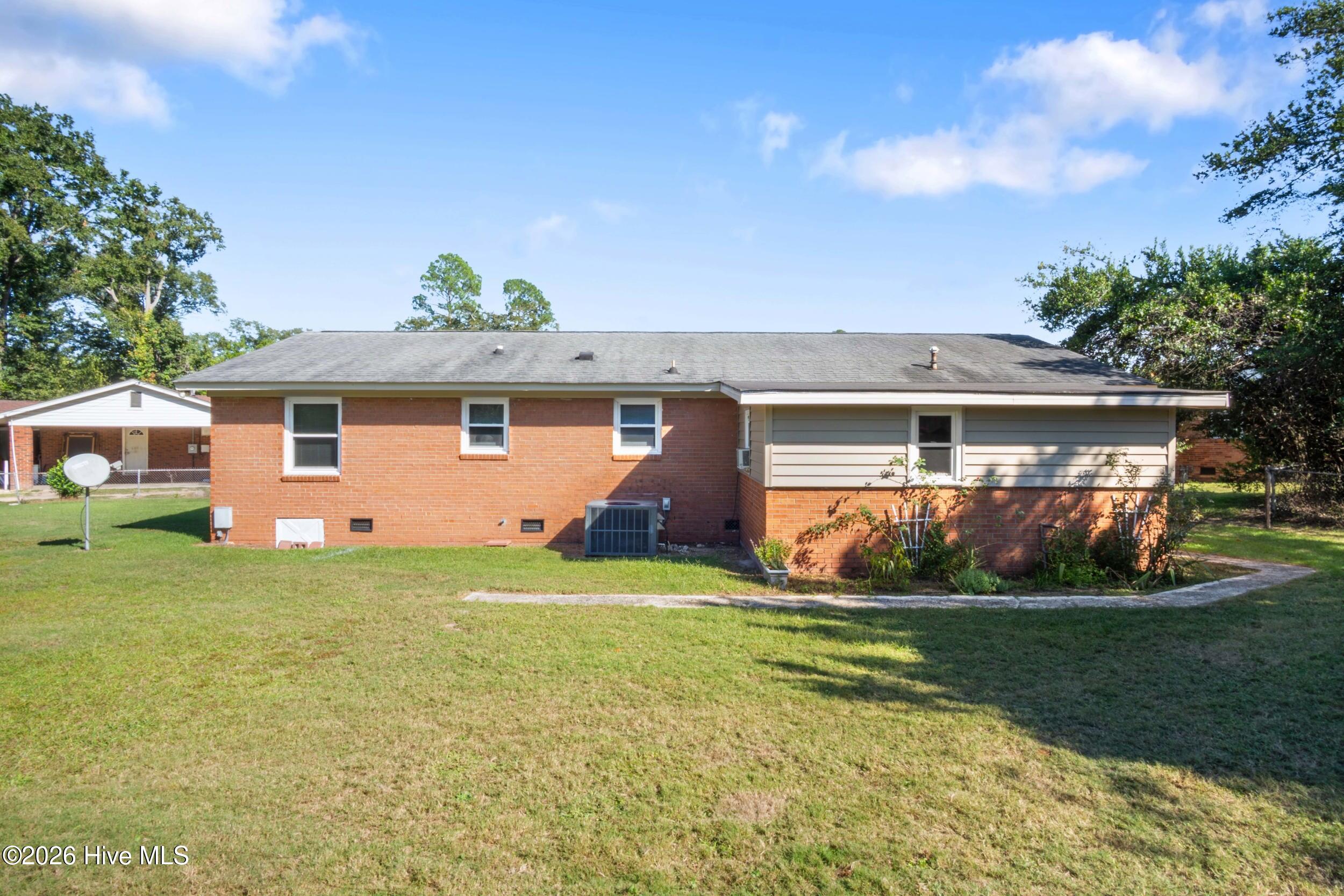 2632 Blueberry Circle Property Photo 6