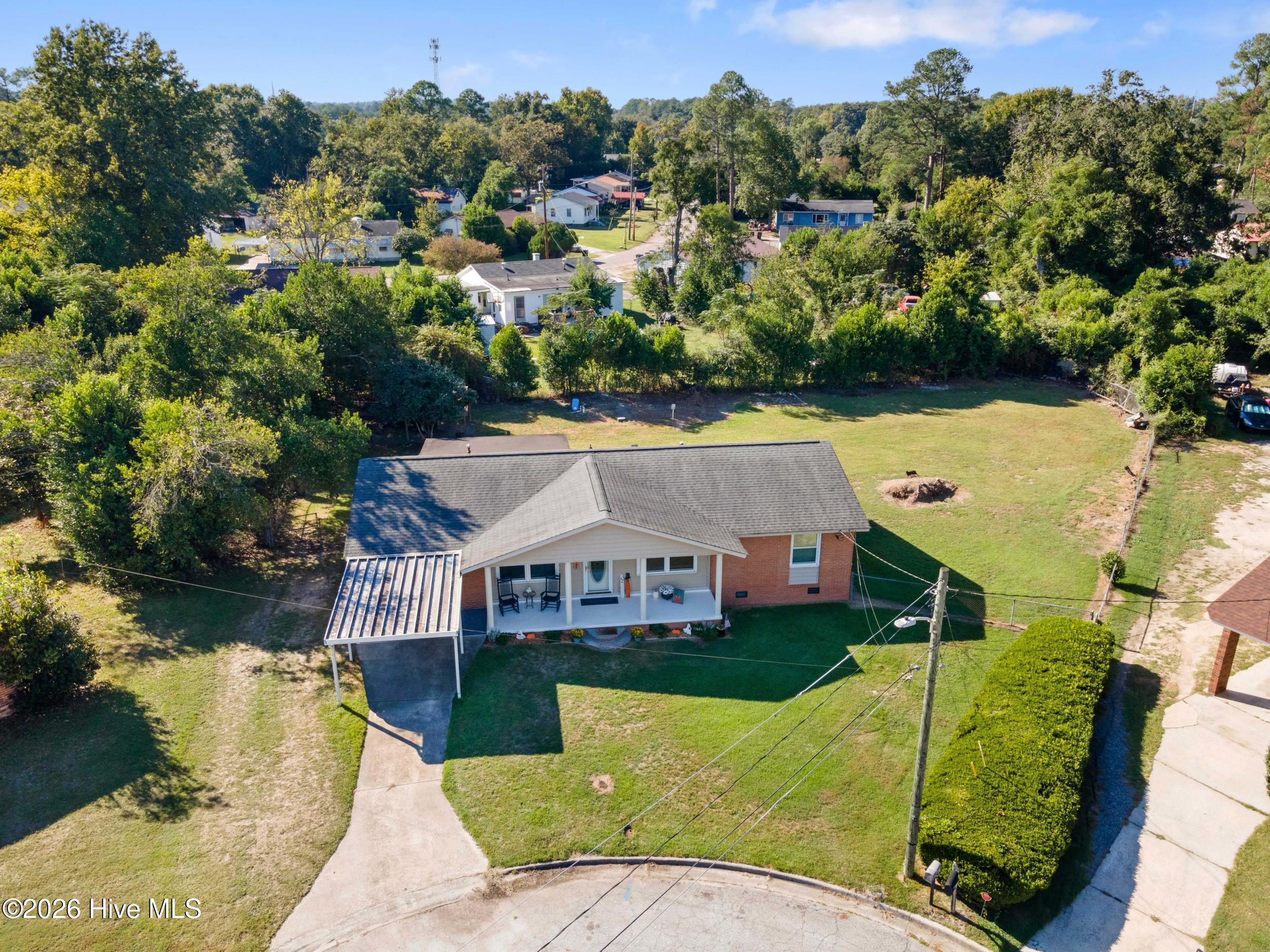 2632 Blueberry Circle Property Photo 9