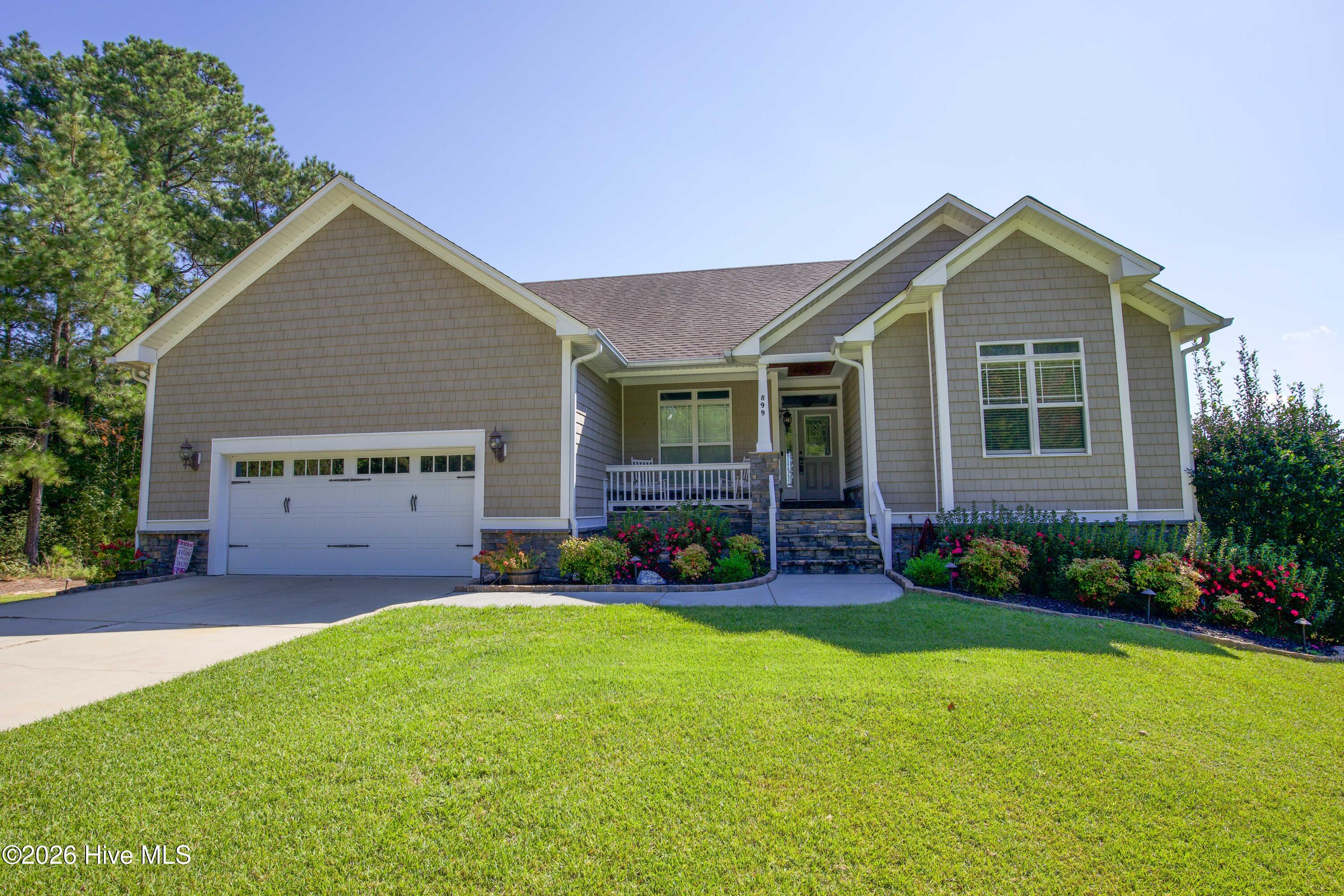899 Seagull Drive Property Photo 1