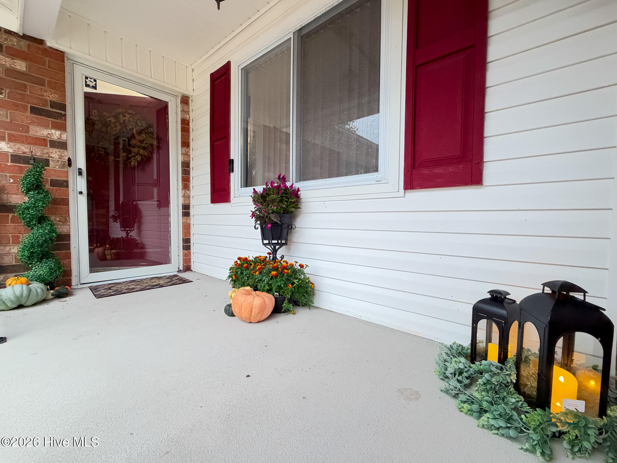 3322 Cockatoo Road Property Photo 5