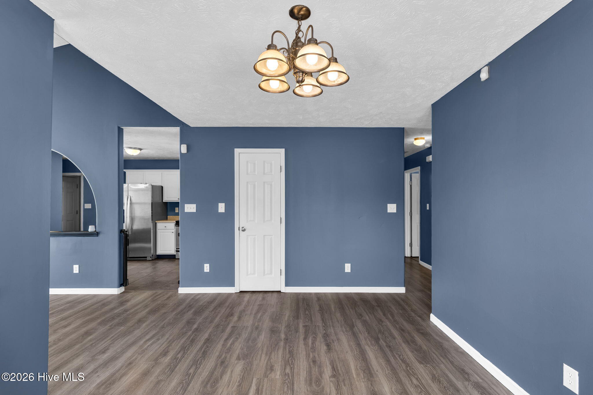 7732 Redwood Avenue Property Photo 13