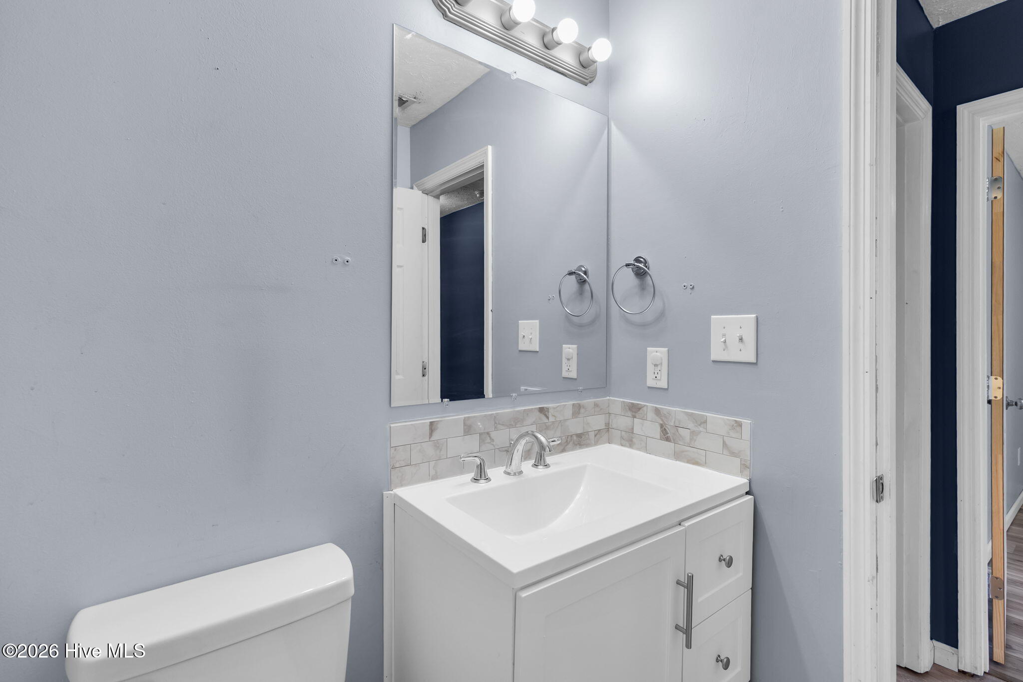 7732 Redwood Avenue Property Photo 16