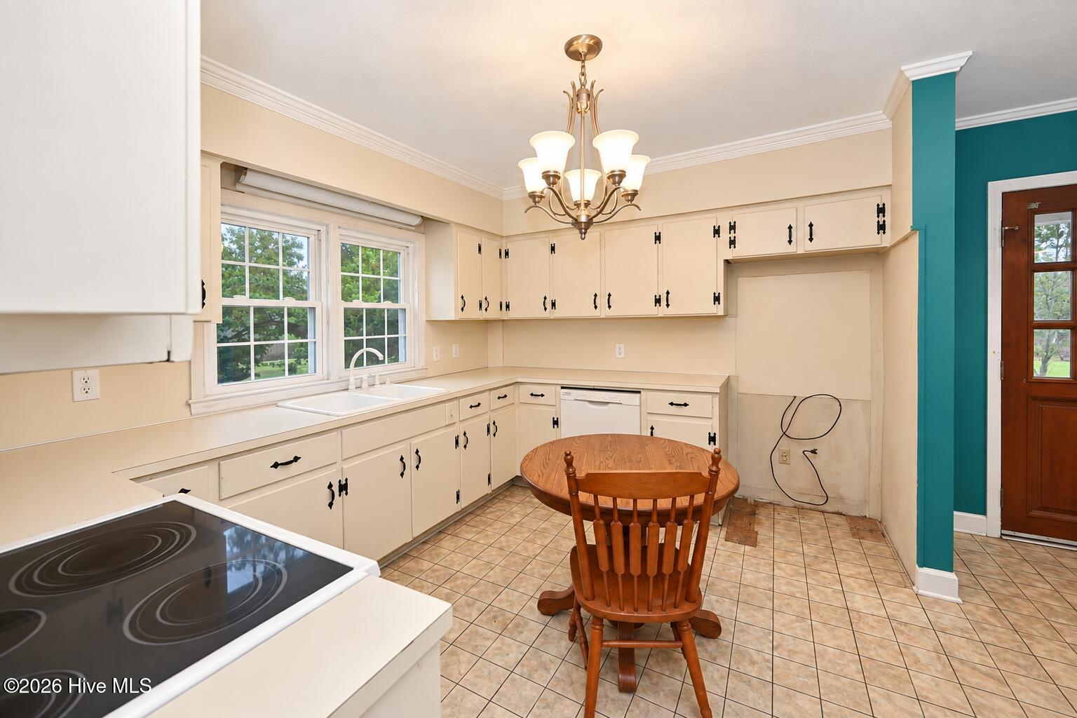 571 Coleman Road Property Photo 10