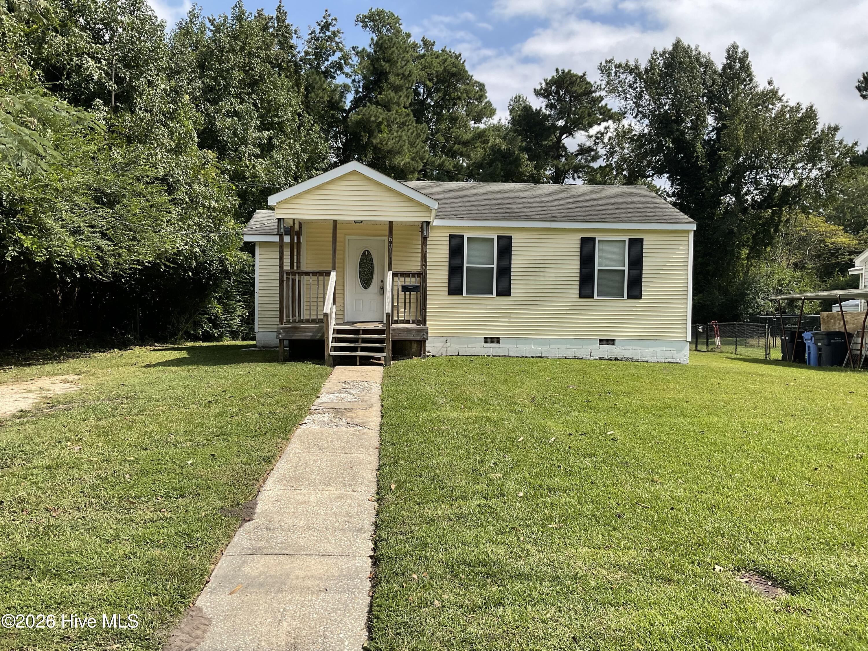 601 New River Drive Property Photo 1