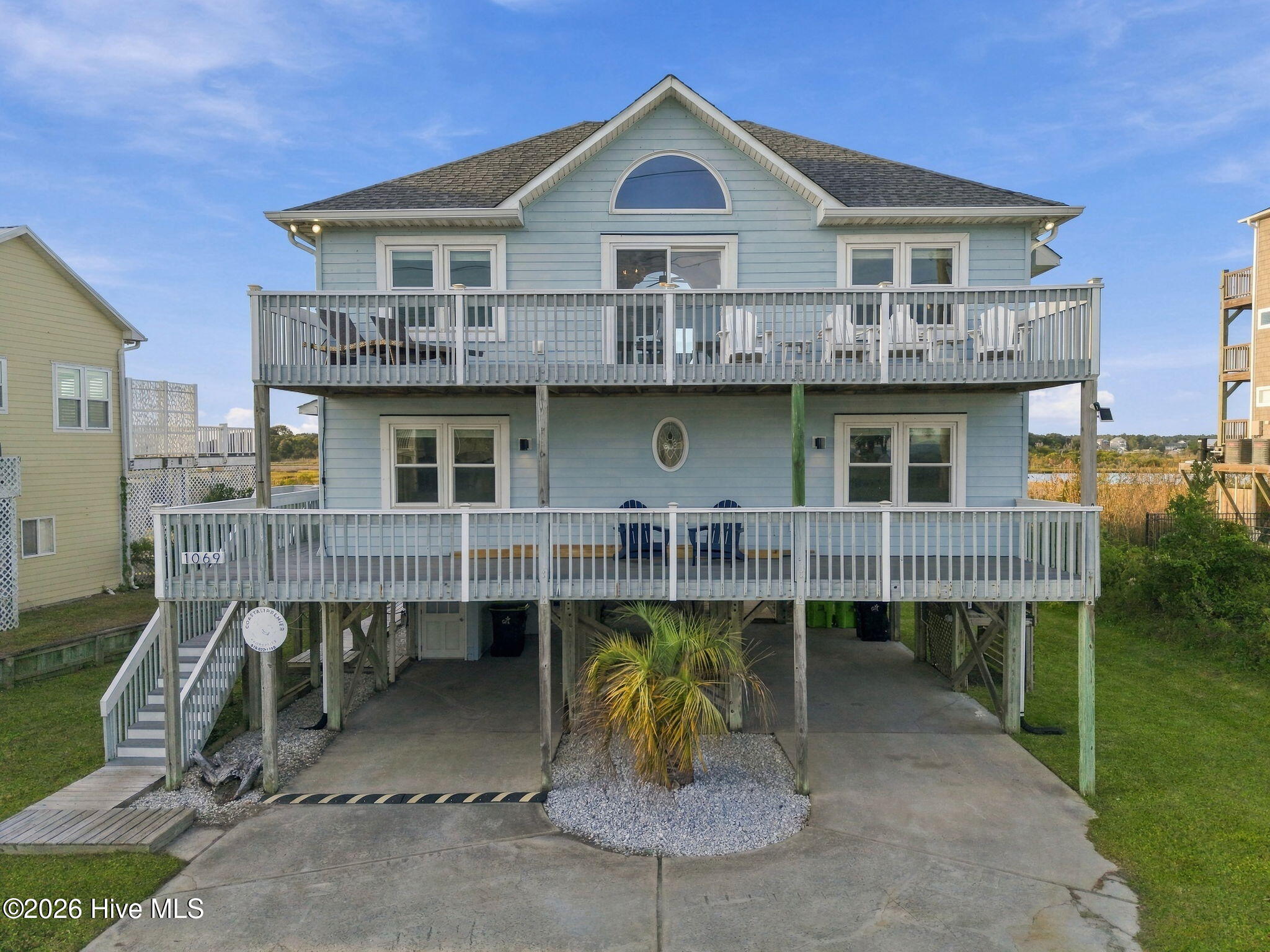 1069 New River Inlet Road Property Photo 1
