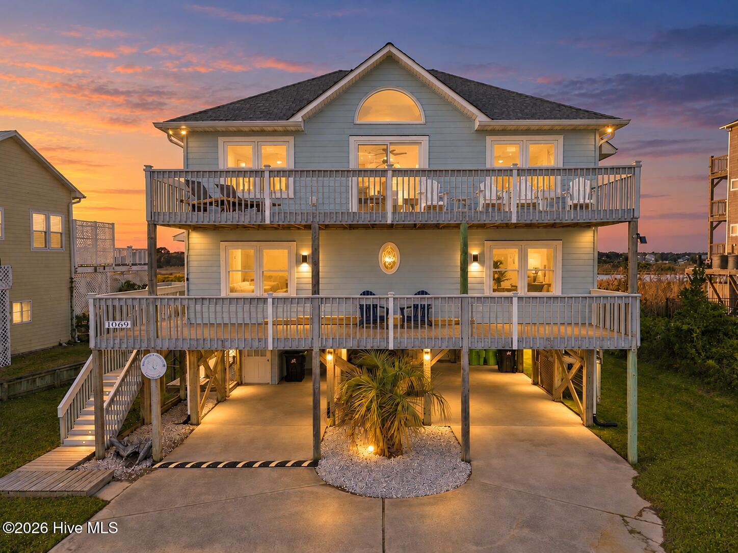 1069 New River Inlet Road Property Photo 1
