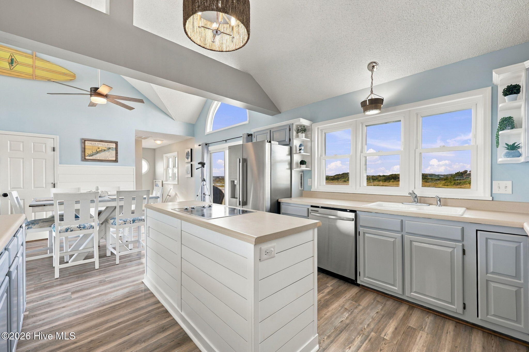 1069 New River Inlet Road Property Photo 10