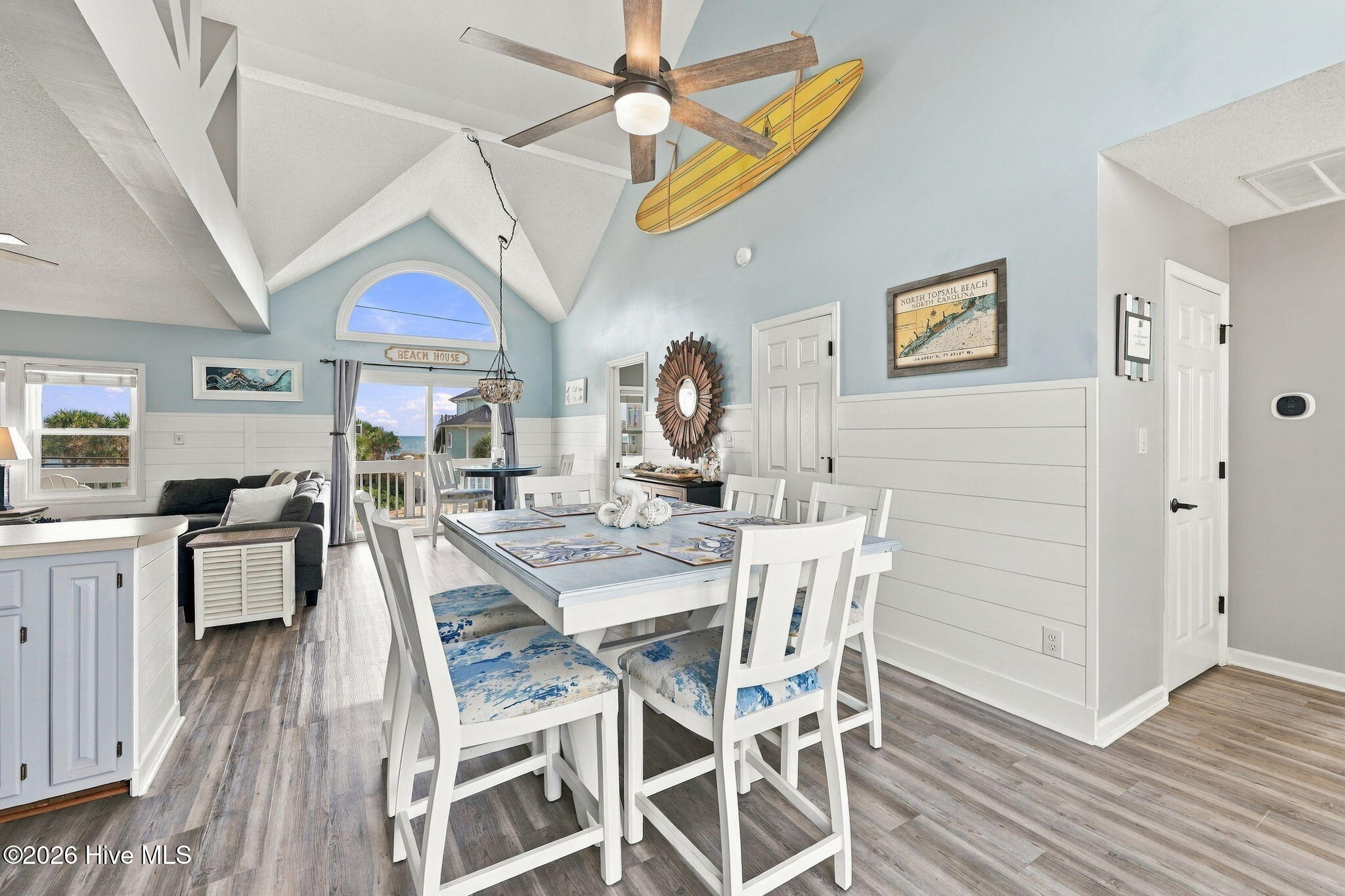 1069 New River Inlet Road Property Photo 11