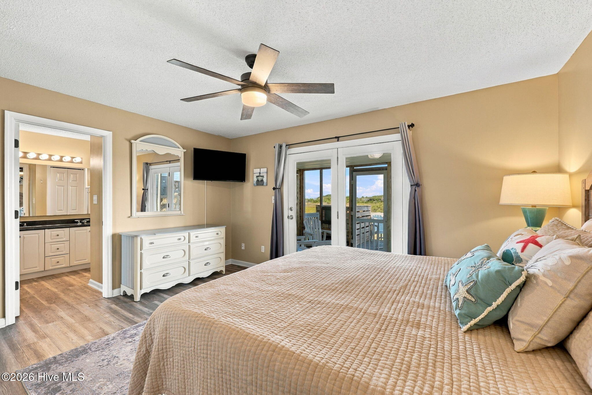 1069 New River Inlet Road Property Photo 28