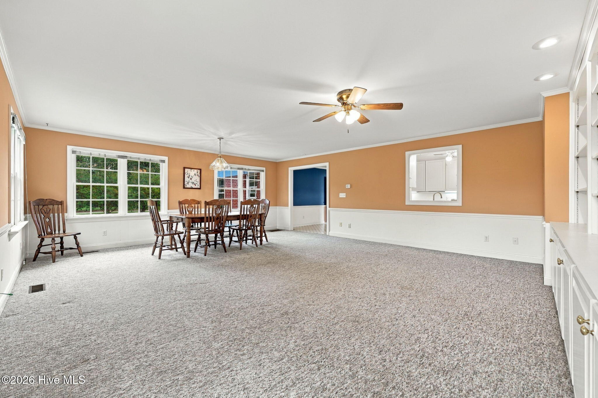 110 E Nc 11 Property Photo 13