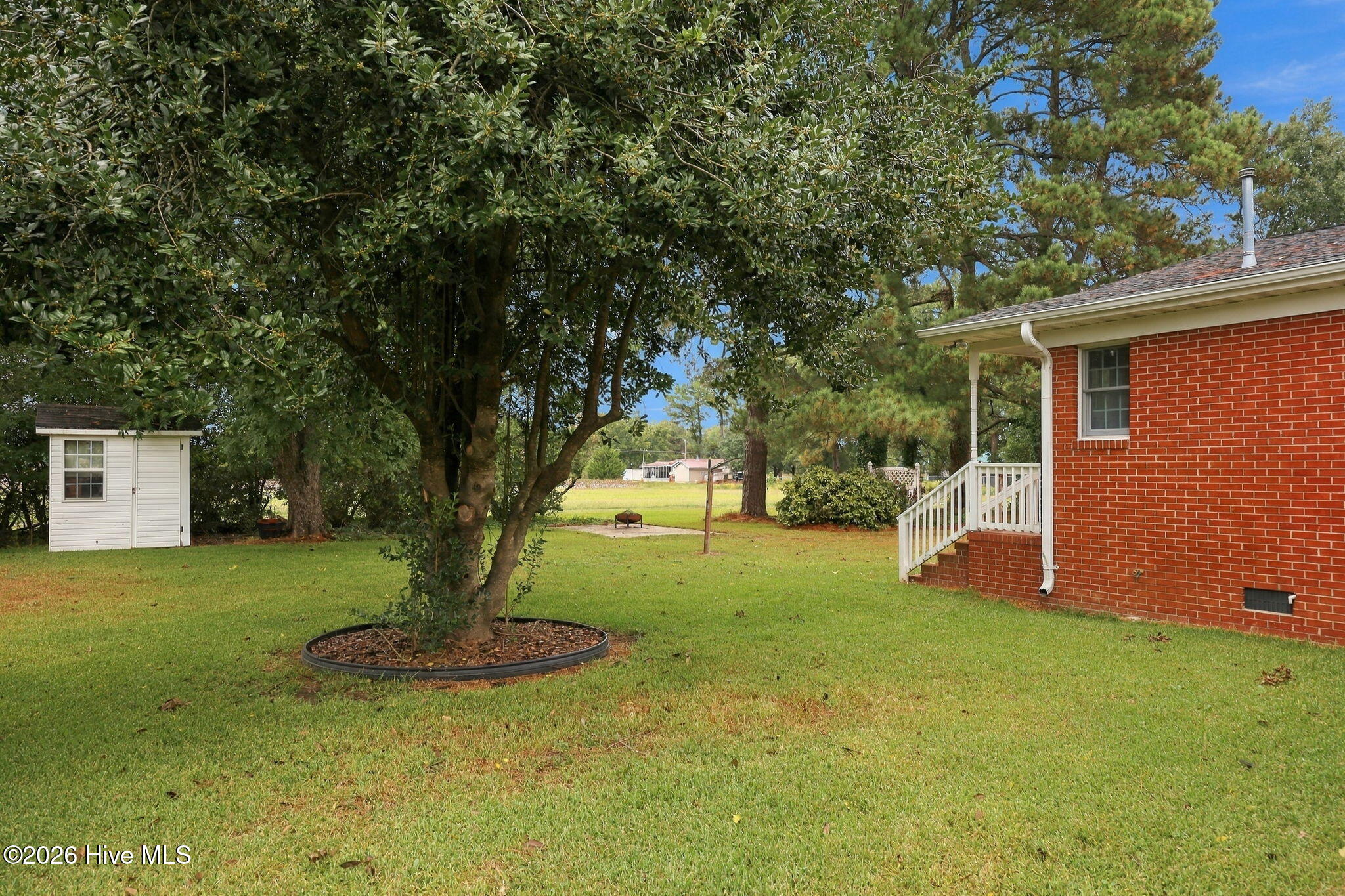 110 E Nc 11 Property Photo 45