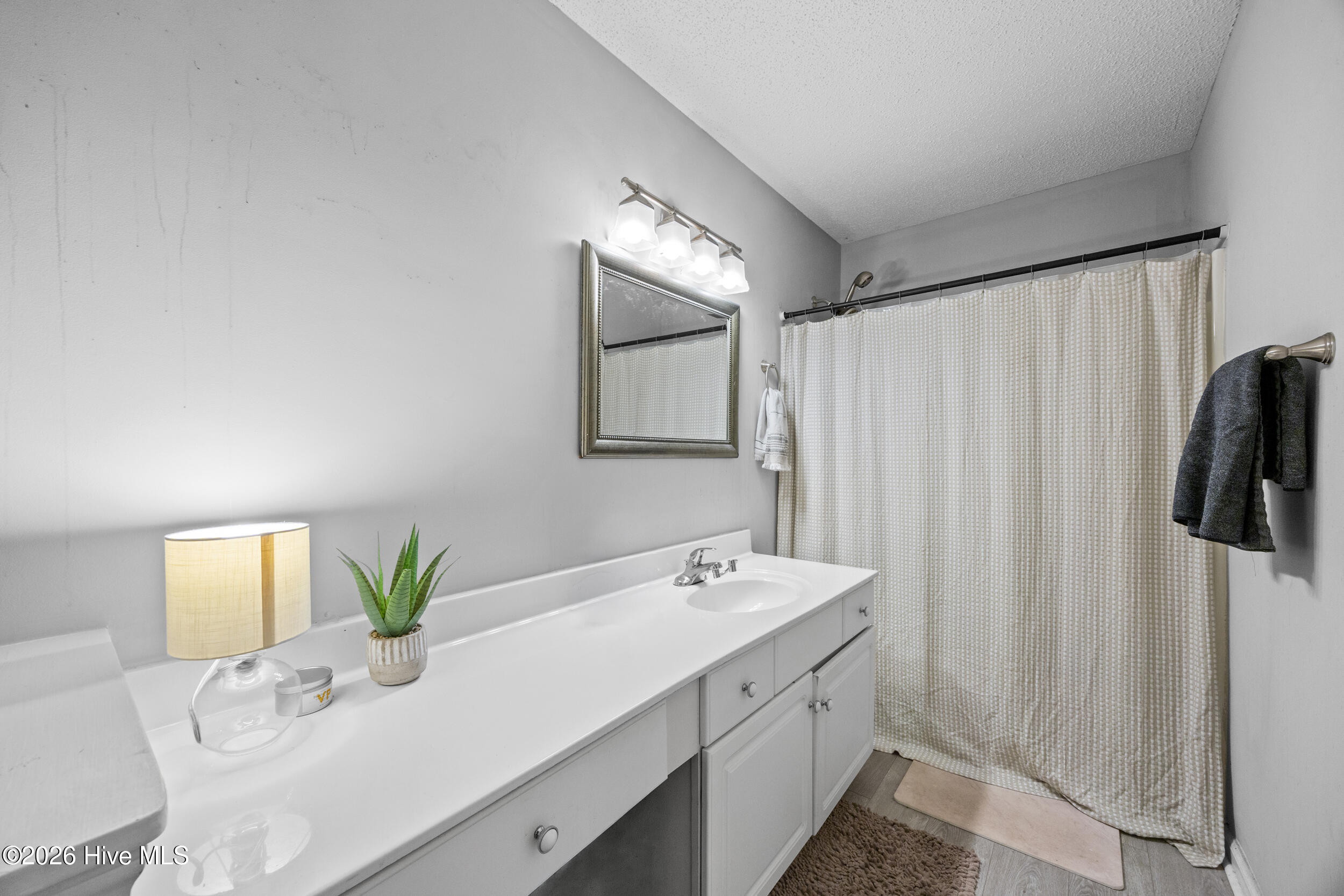 2209 White Road Property Photo 18