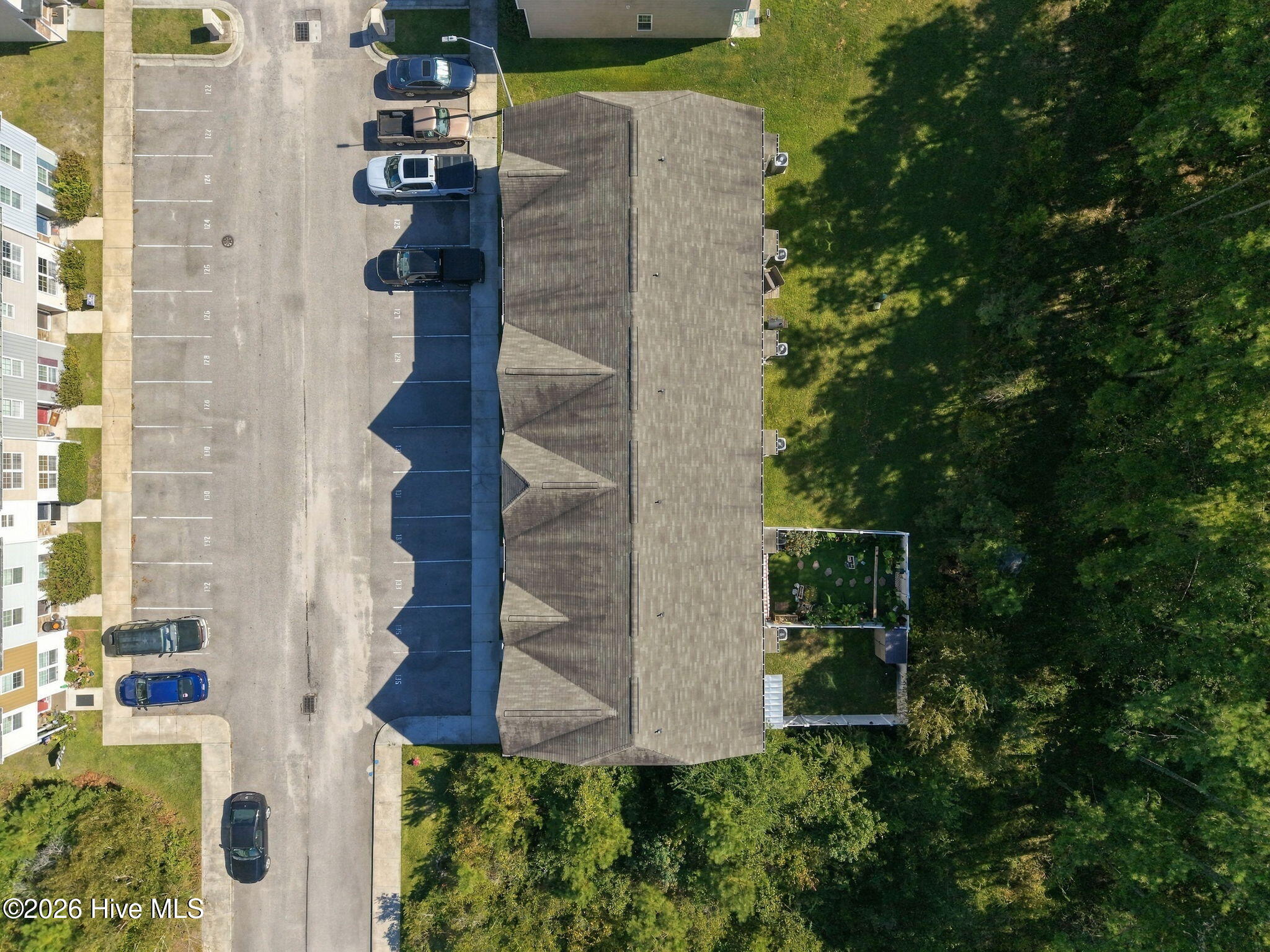 131 Beacon Woods Drive Property Photo 38