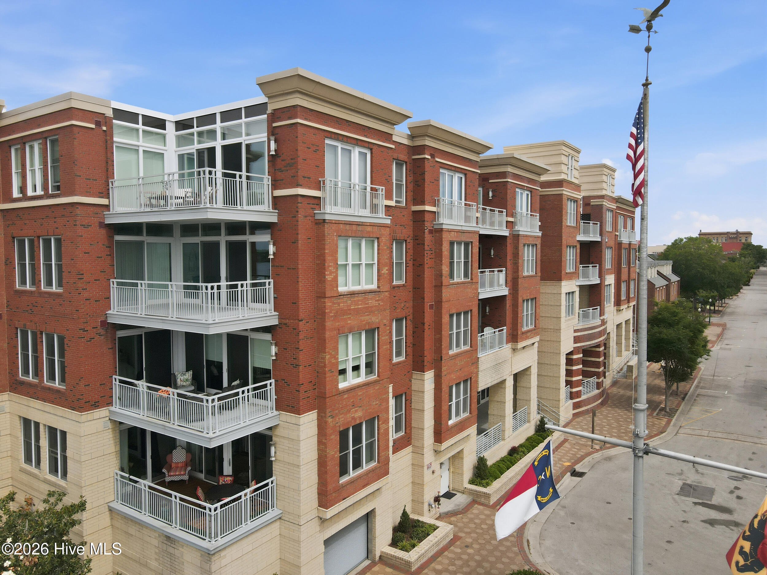 305 Sky Sail Boulevard Property Photo 1