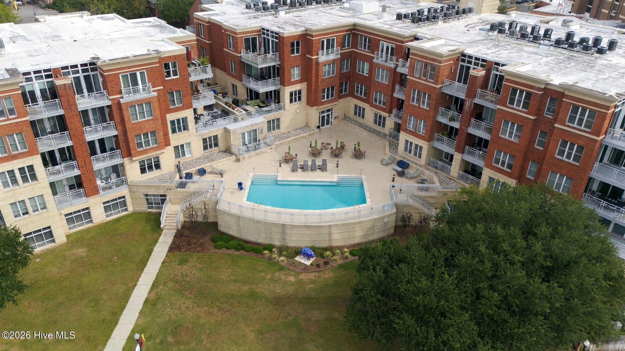 305 Sky Sail Boulevard Property Photo 1