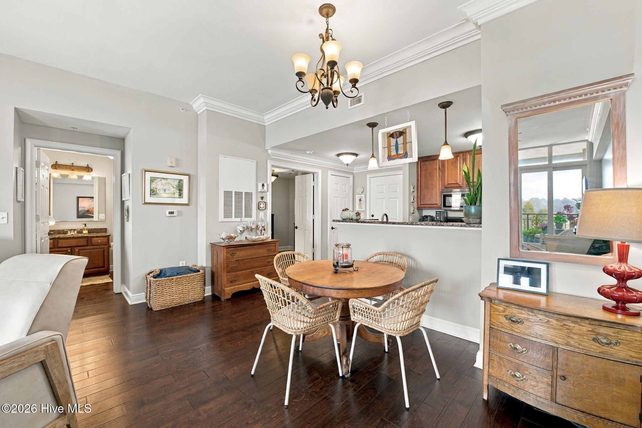 305 Sky Sail Boulevard Property Photo 13