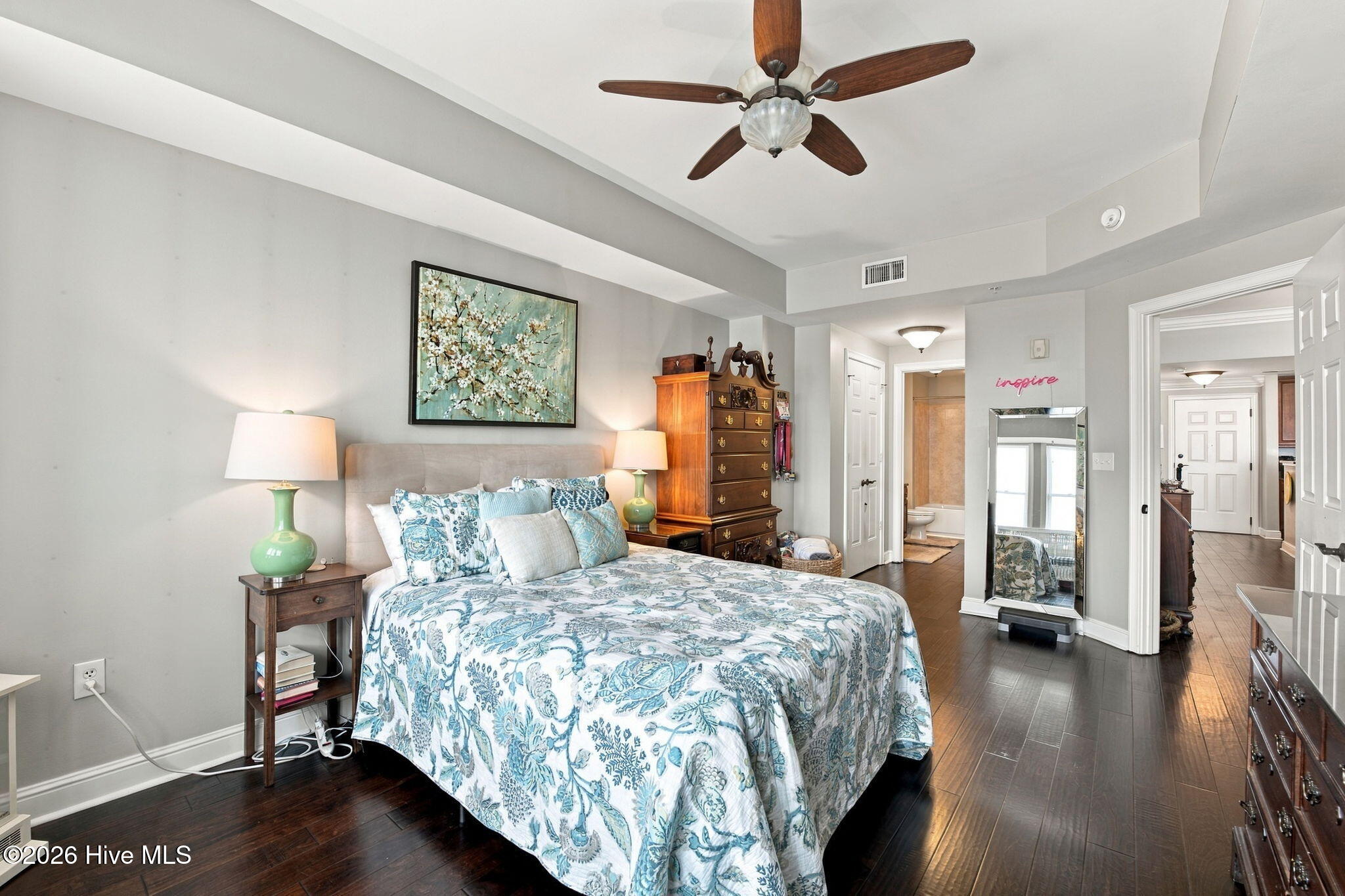 305 Sky Sail Boulevard Property Photo 20