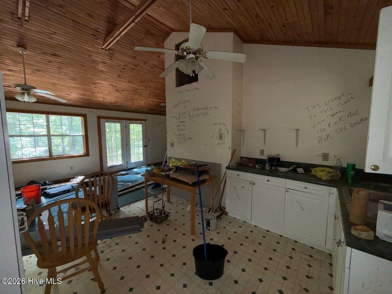 61 Manny Lane Property Photo 16
