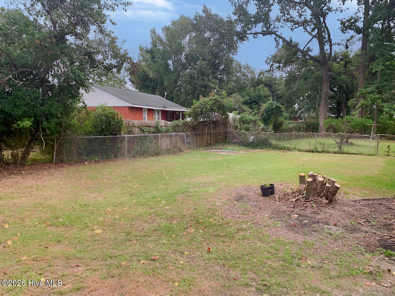 1518 Dade Street Property Photo 15