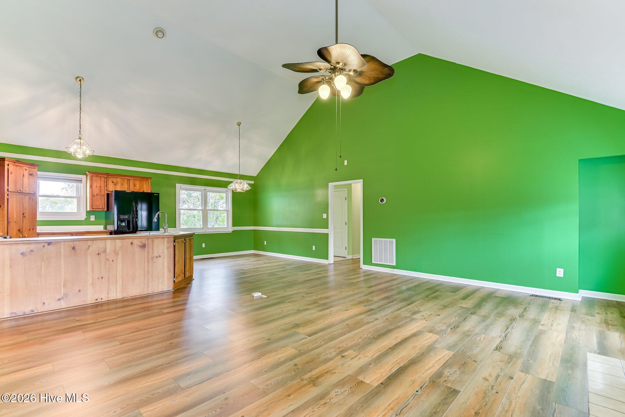 4026 Dowling Drive Property Photo 15