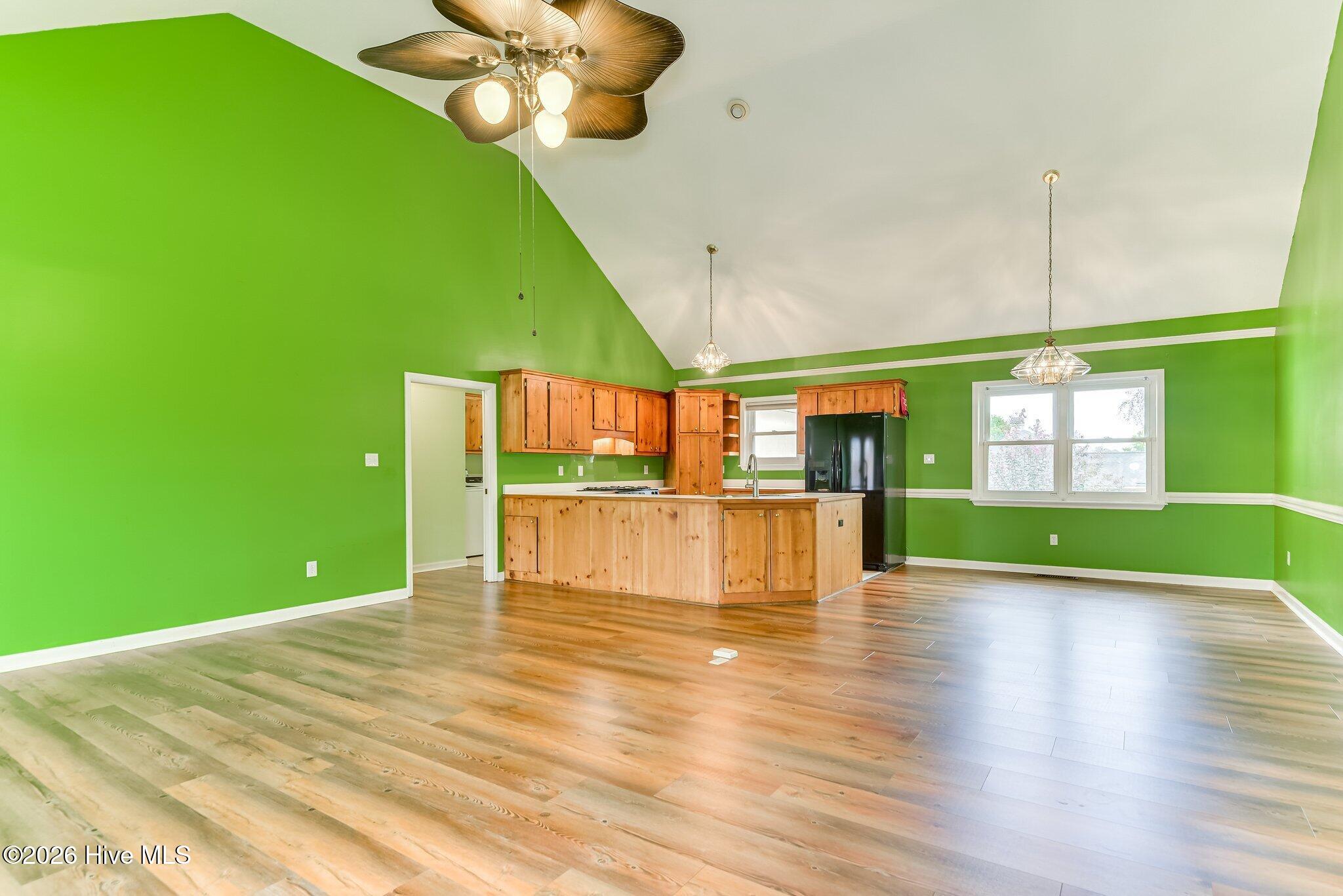 4026 Dowling Drive Property Photo 16