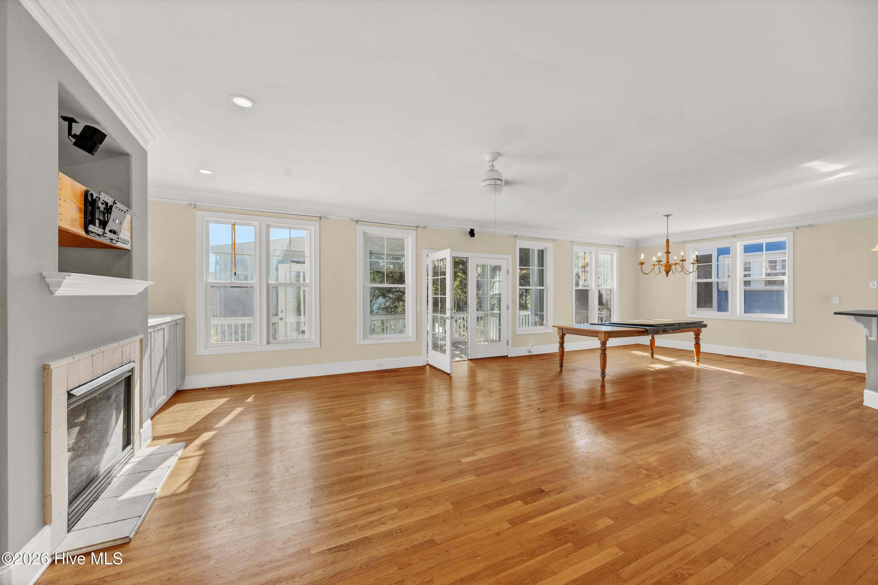 1721 Searay Lane Property Photo 8