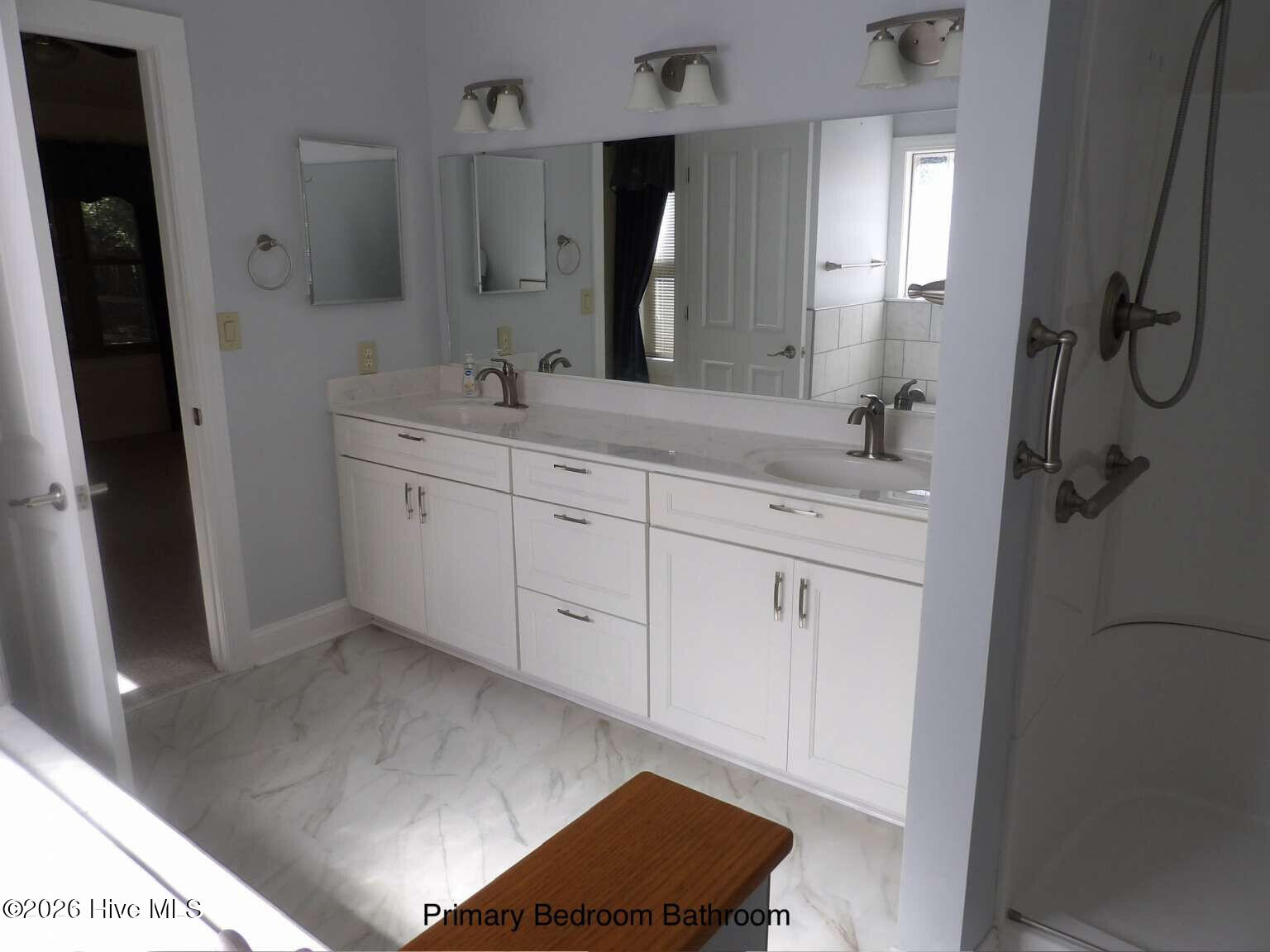 903 Lanyard Lane Property Photo 13