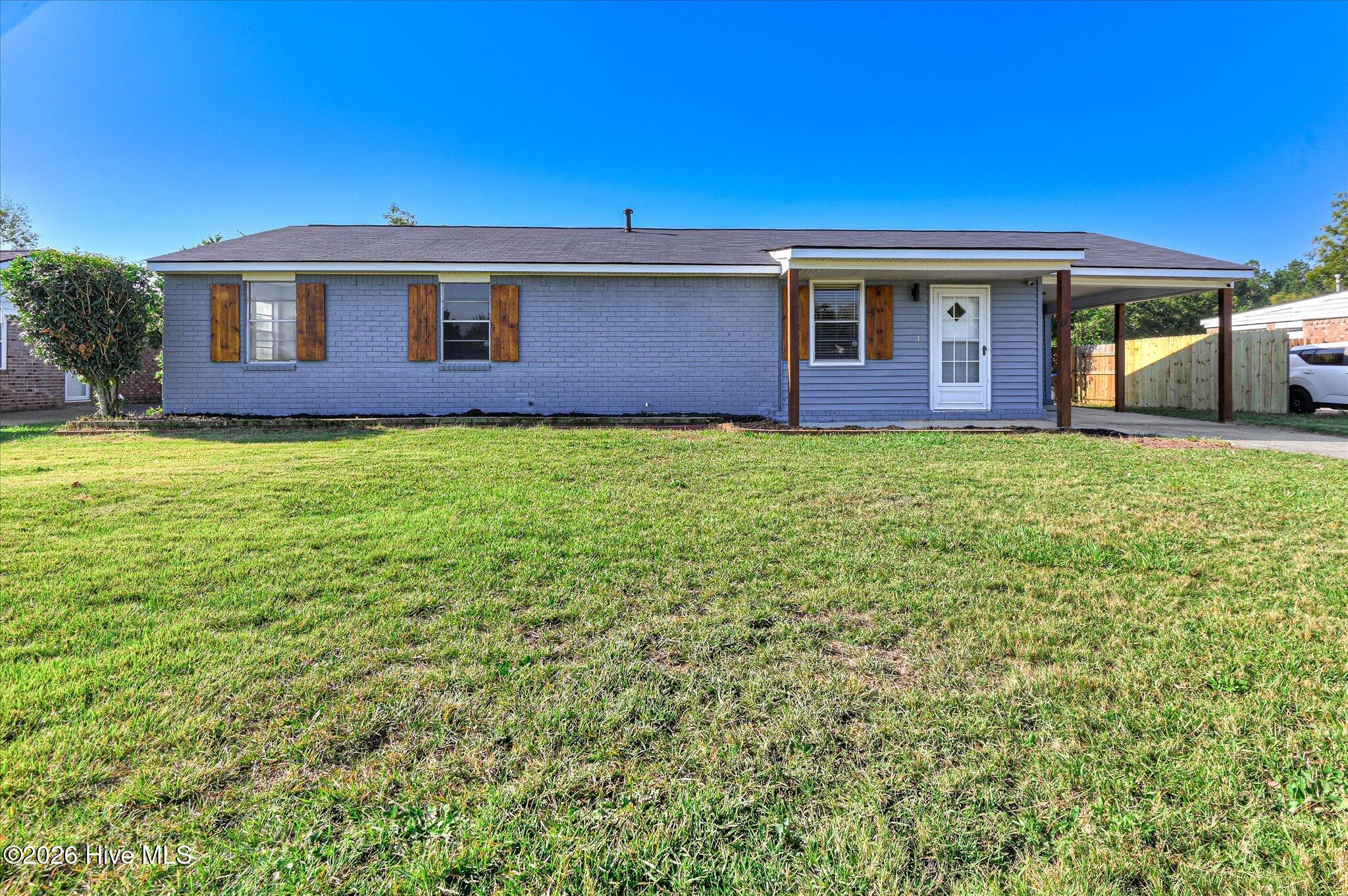 1966 Neptune Drive Property Photo