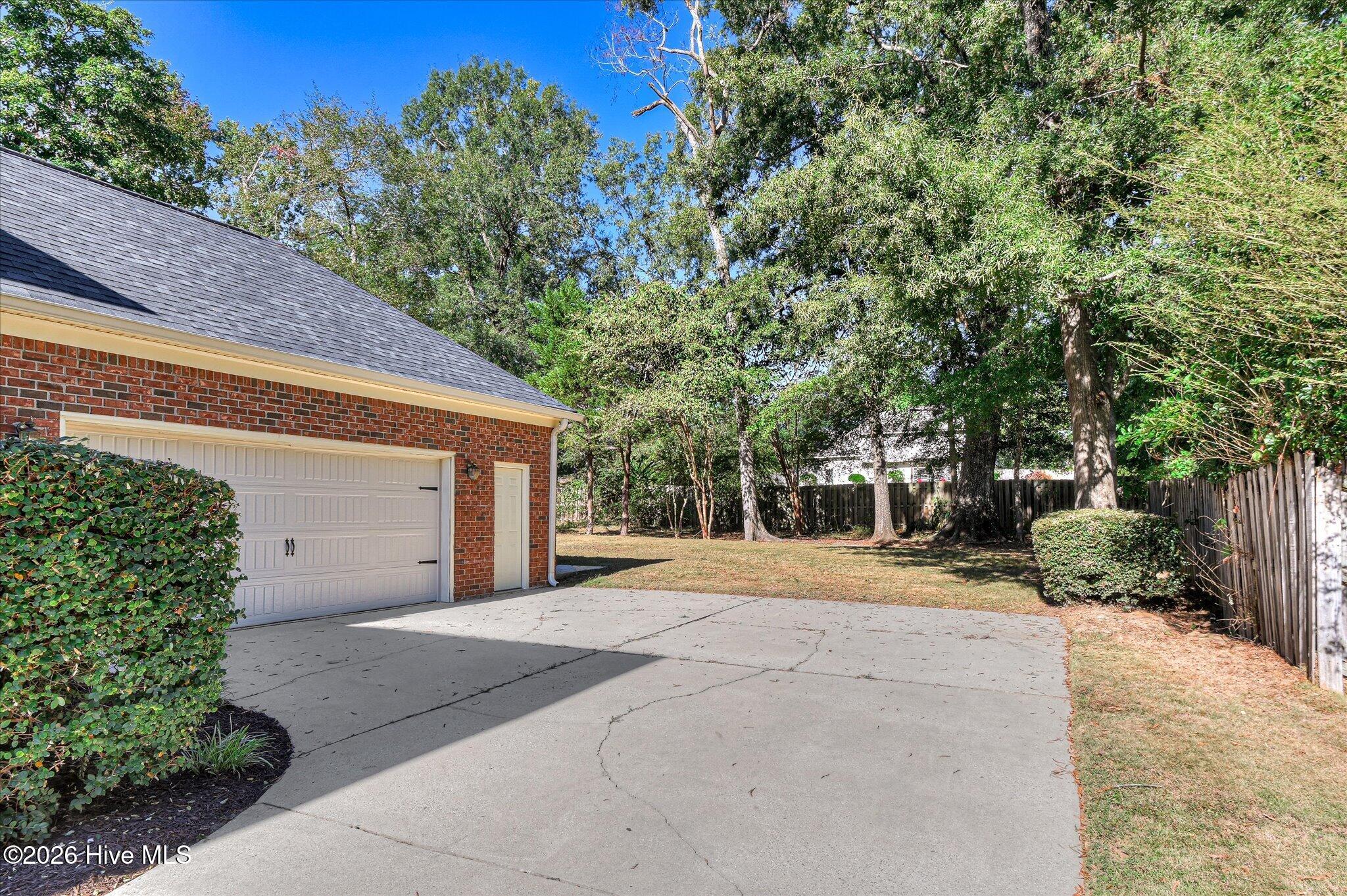 1096 Rivershyre Drive Property Photo 62