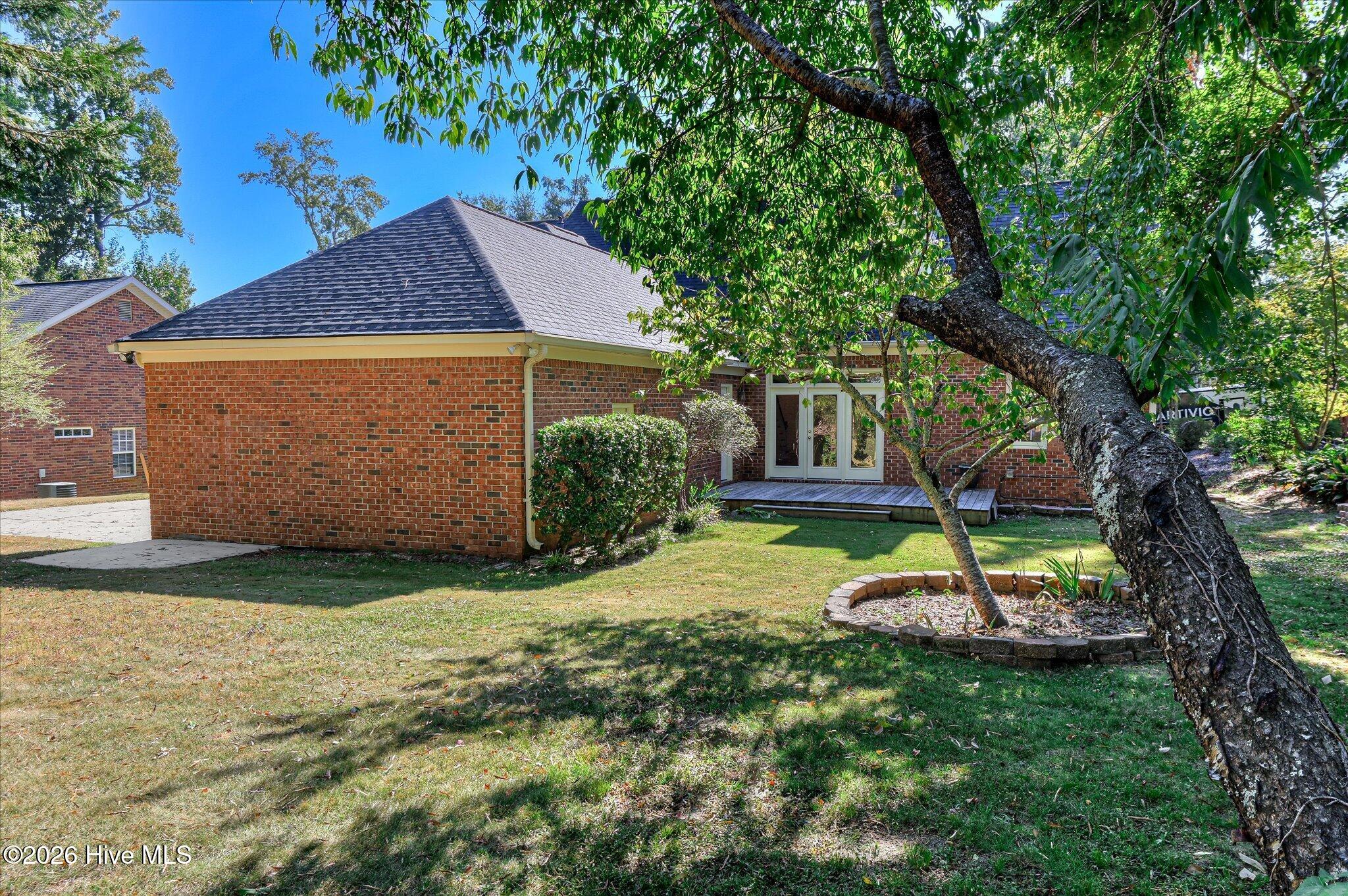 1096 Rivershyre Drive Property Photo 64