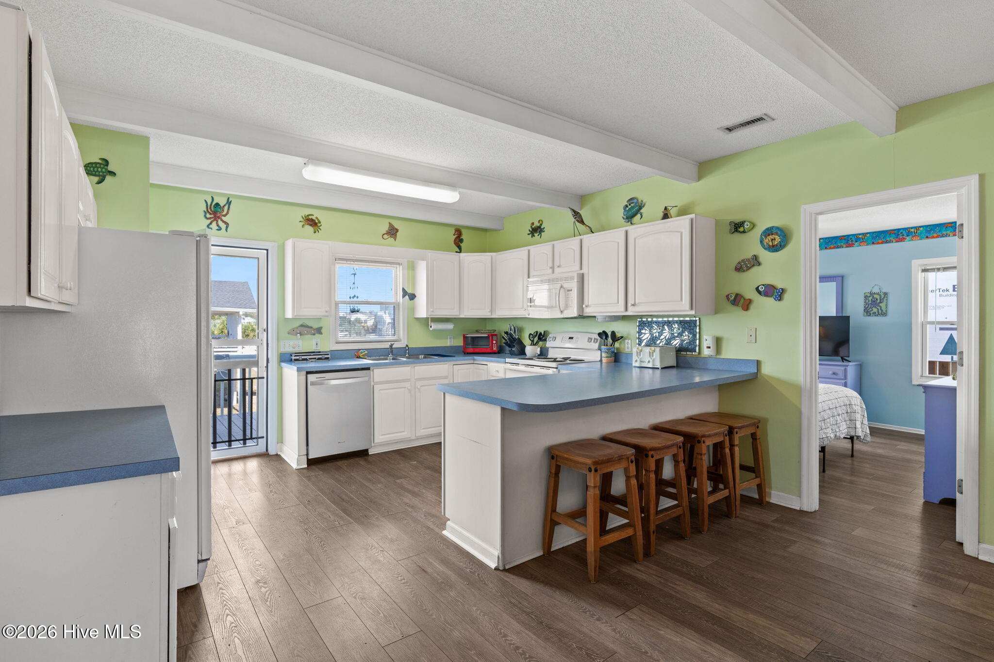 940 Ocean Boulevard W Property Photo 4
