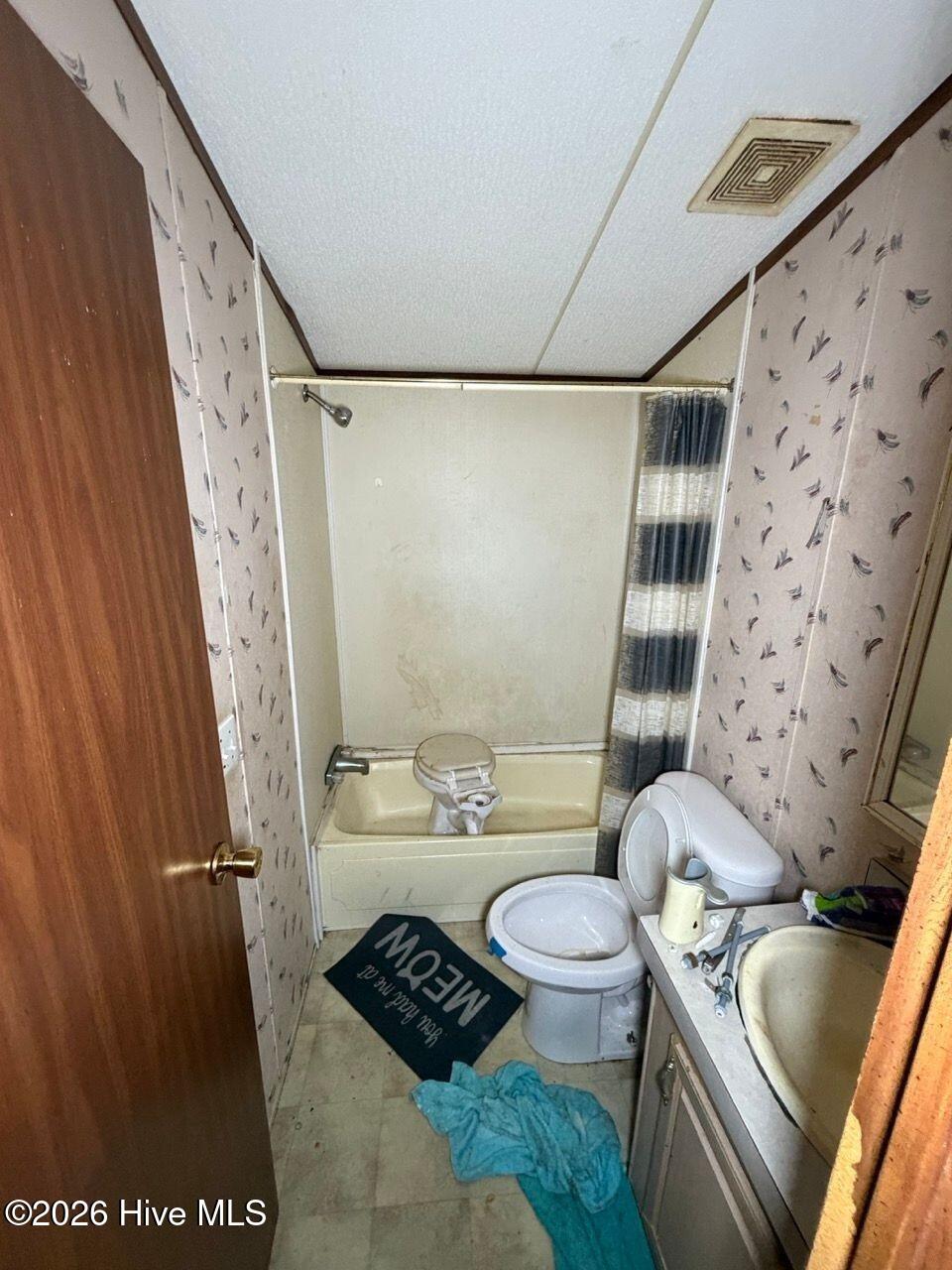 249 Cook Road Property Photo 15