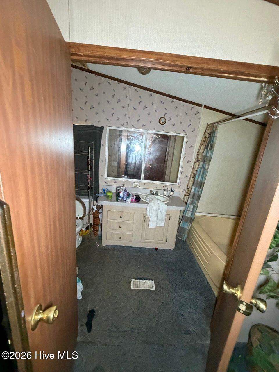 249 Cook Road Property Photo 25