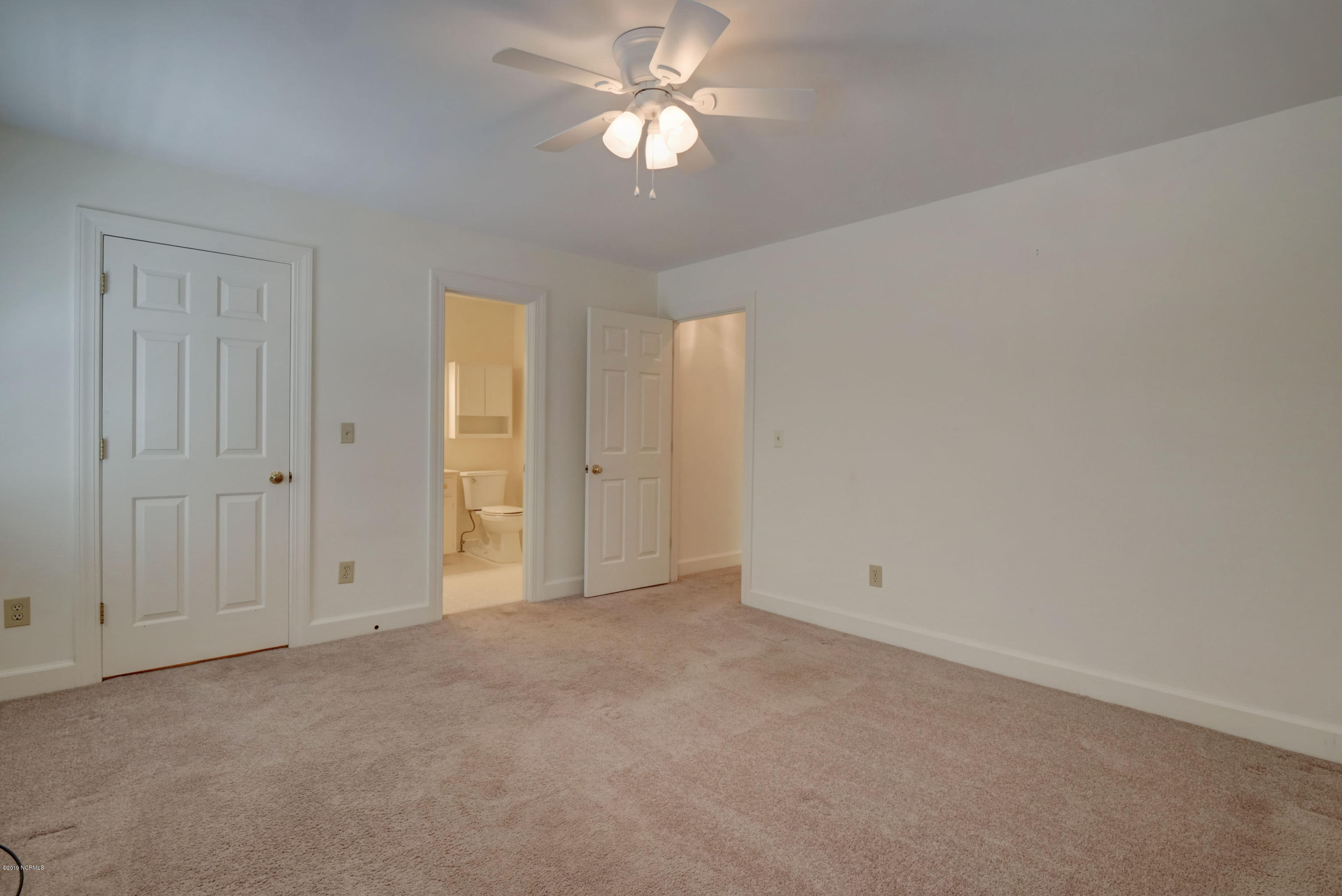 2724 Oleander Drive C Property Photo 20