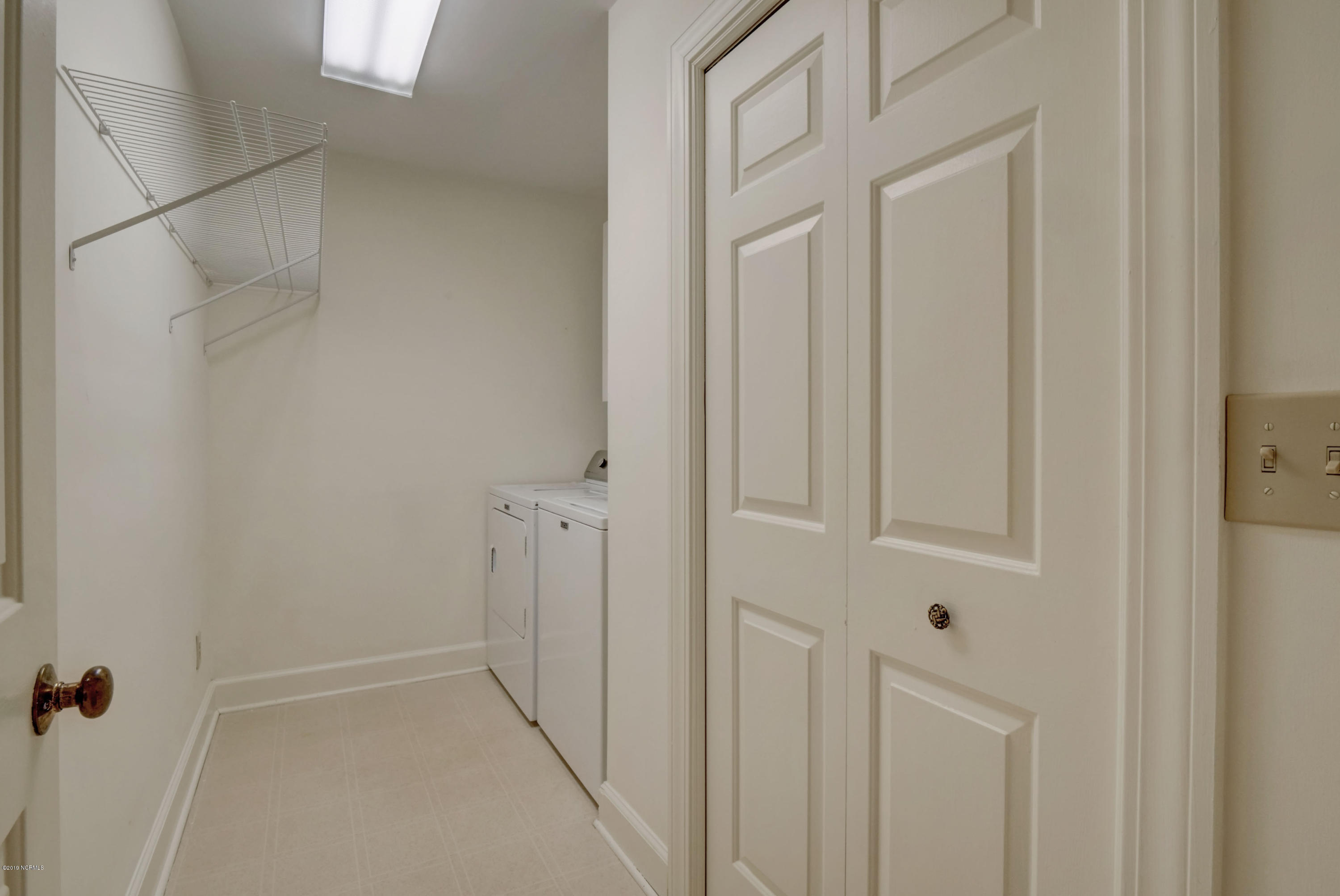 2724 Oleander Drive C Property Photo 22