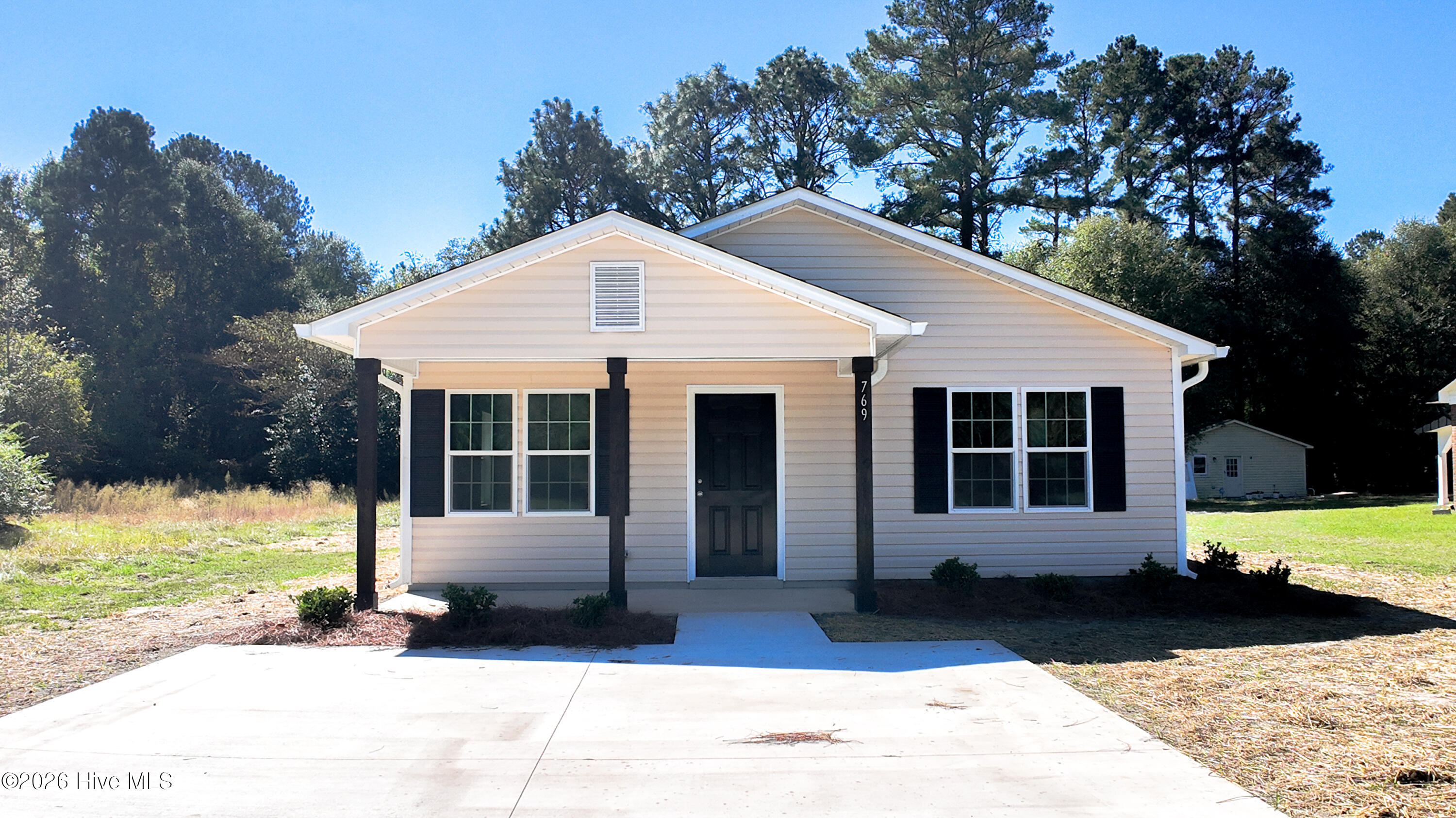 769 Five Road Property Photo 2