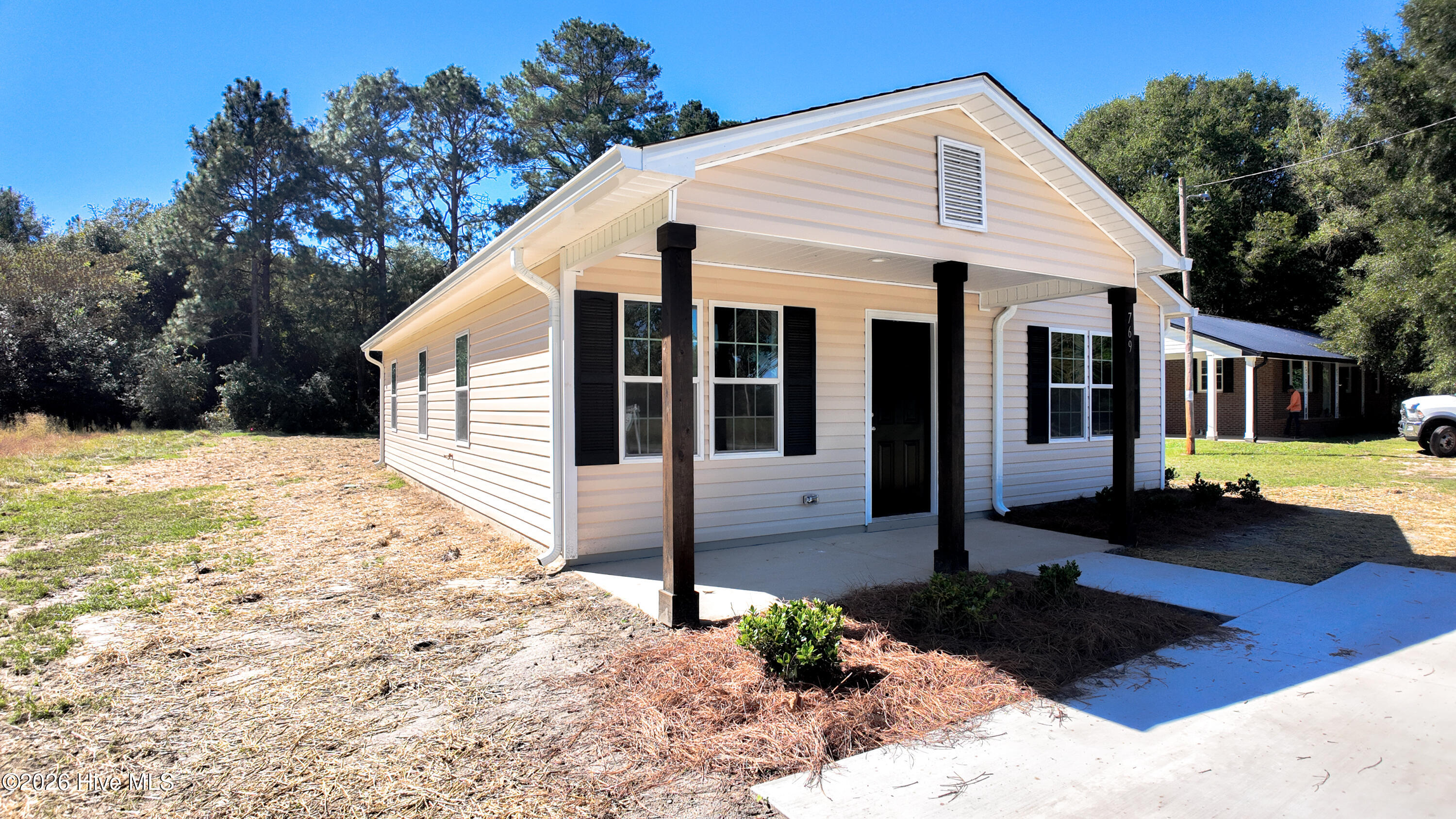 769 Five Road Property Photo 4