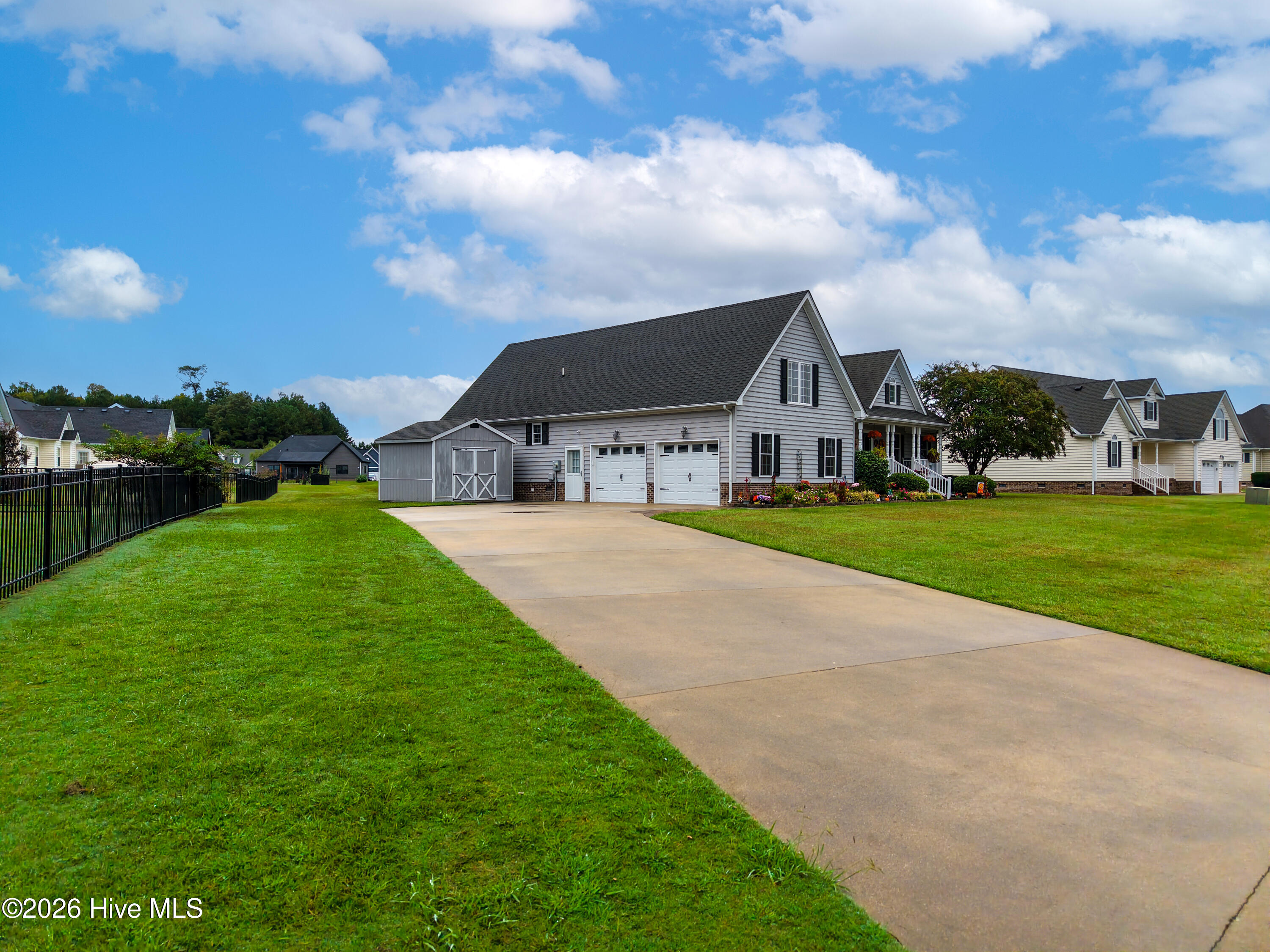 204 Grandview Drive Property Photo 3