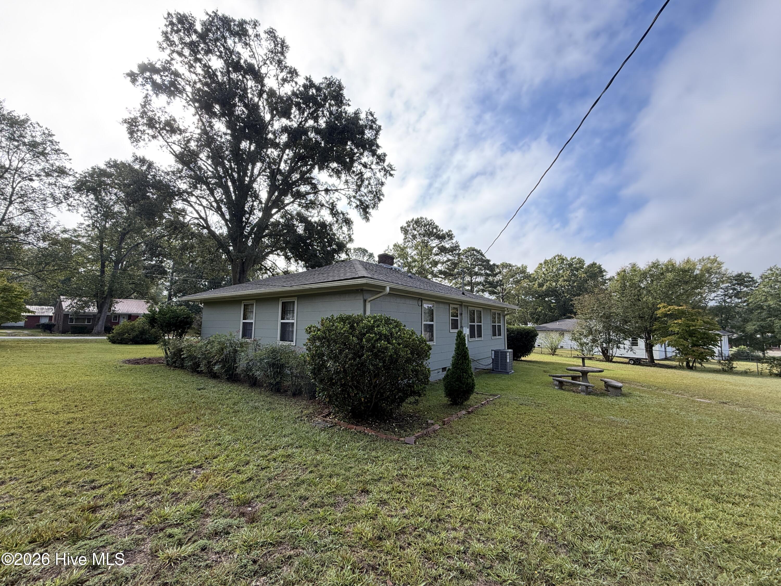 838 Berkshire Drive Property Photo 27