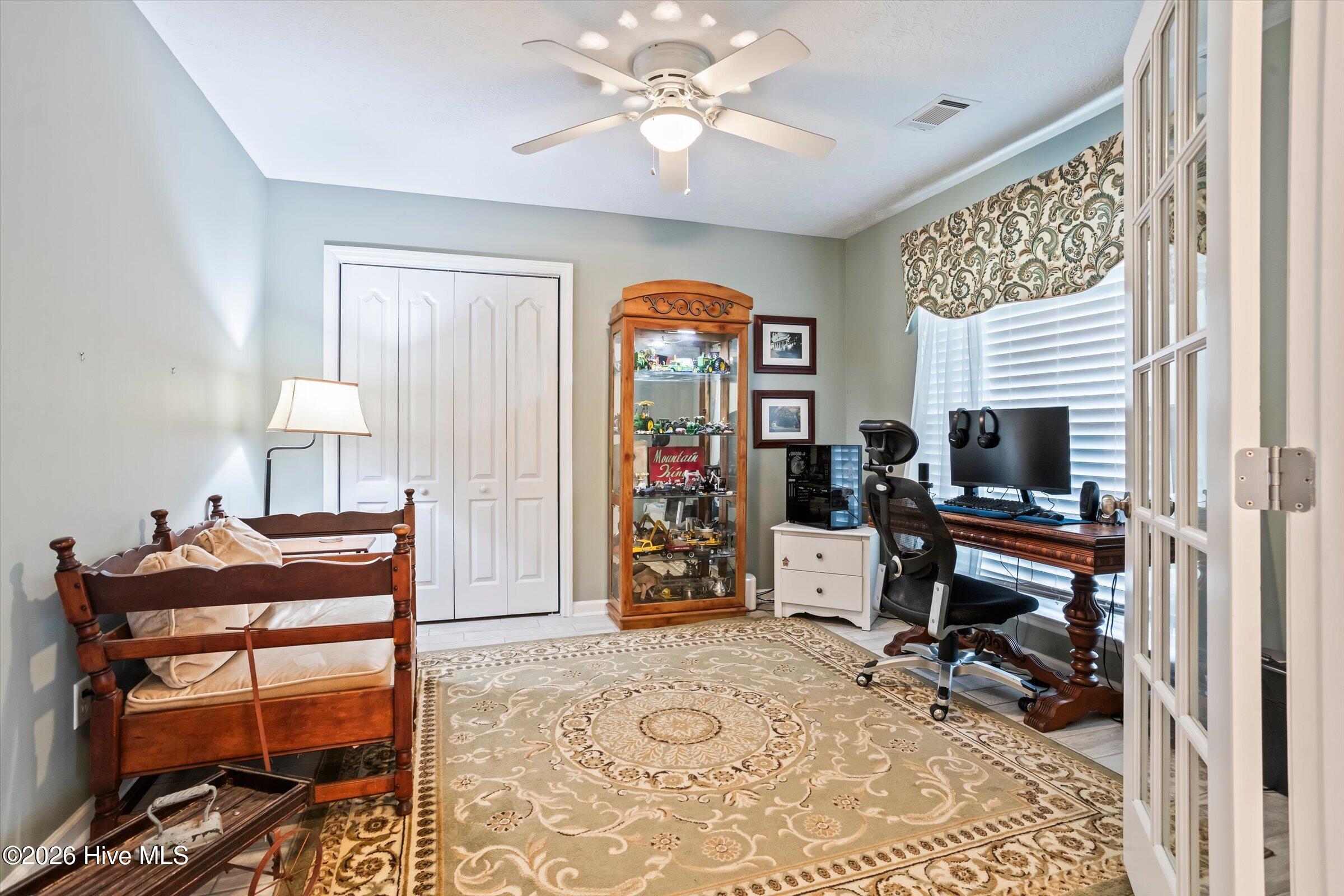 1209 Cinnamon Drive Property Photo 4