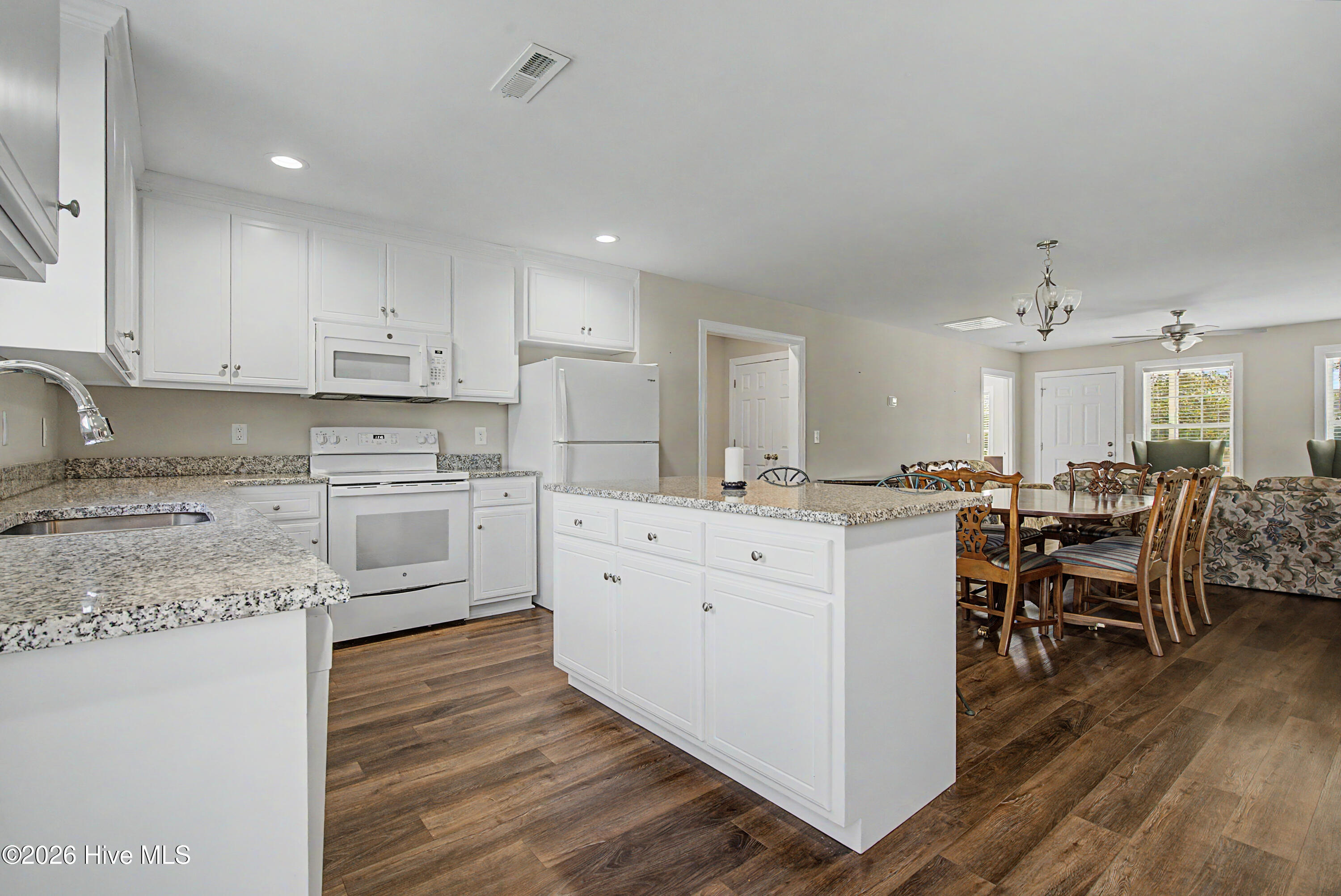 7412 Fish Pond Road Property Photo 4