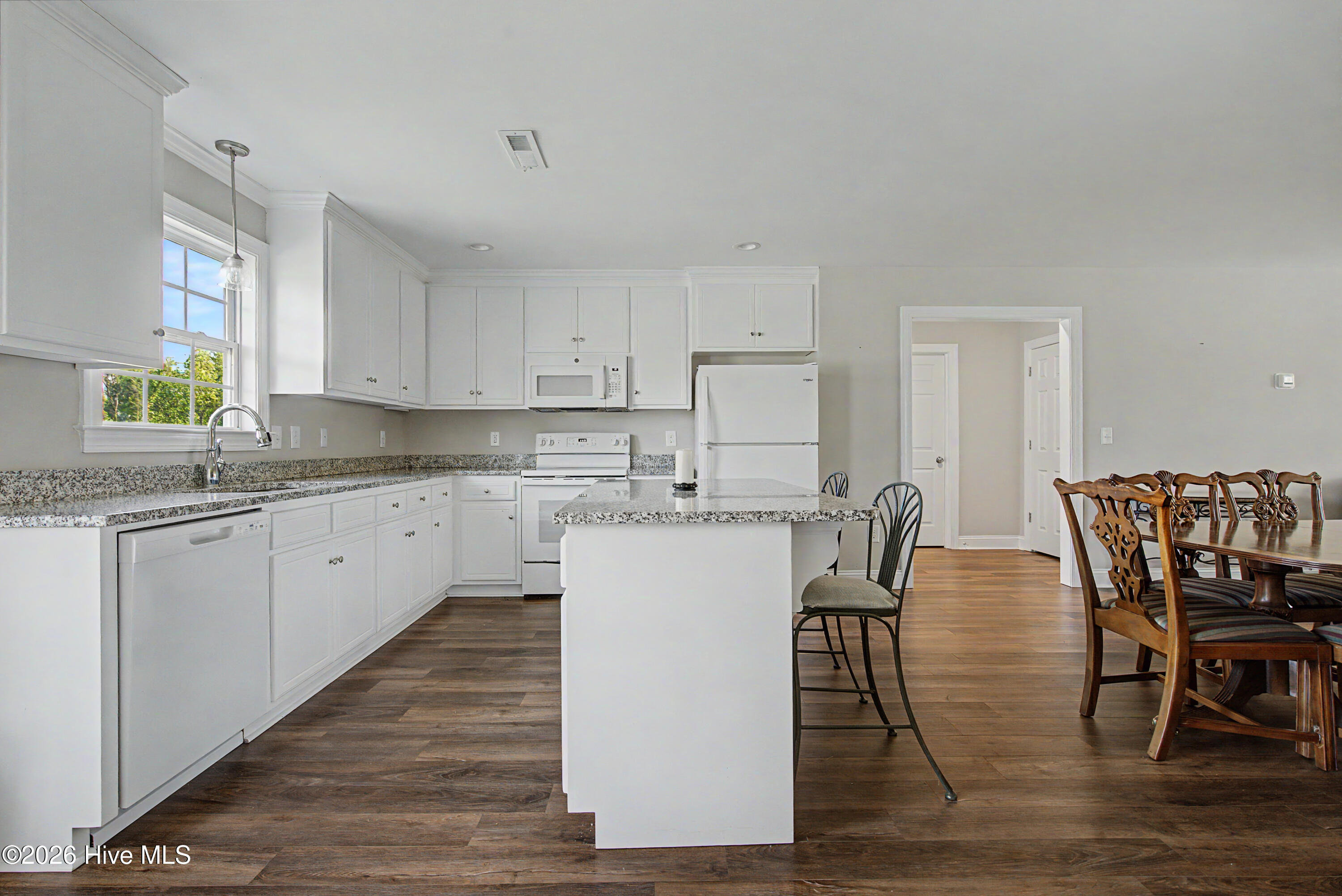 7412 Fish Pond Road Property Photo 6
