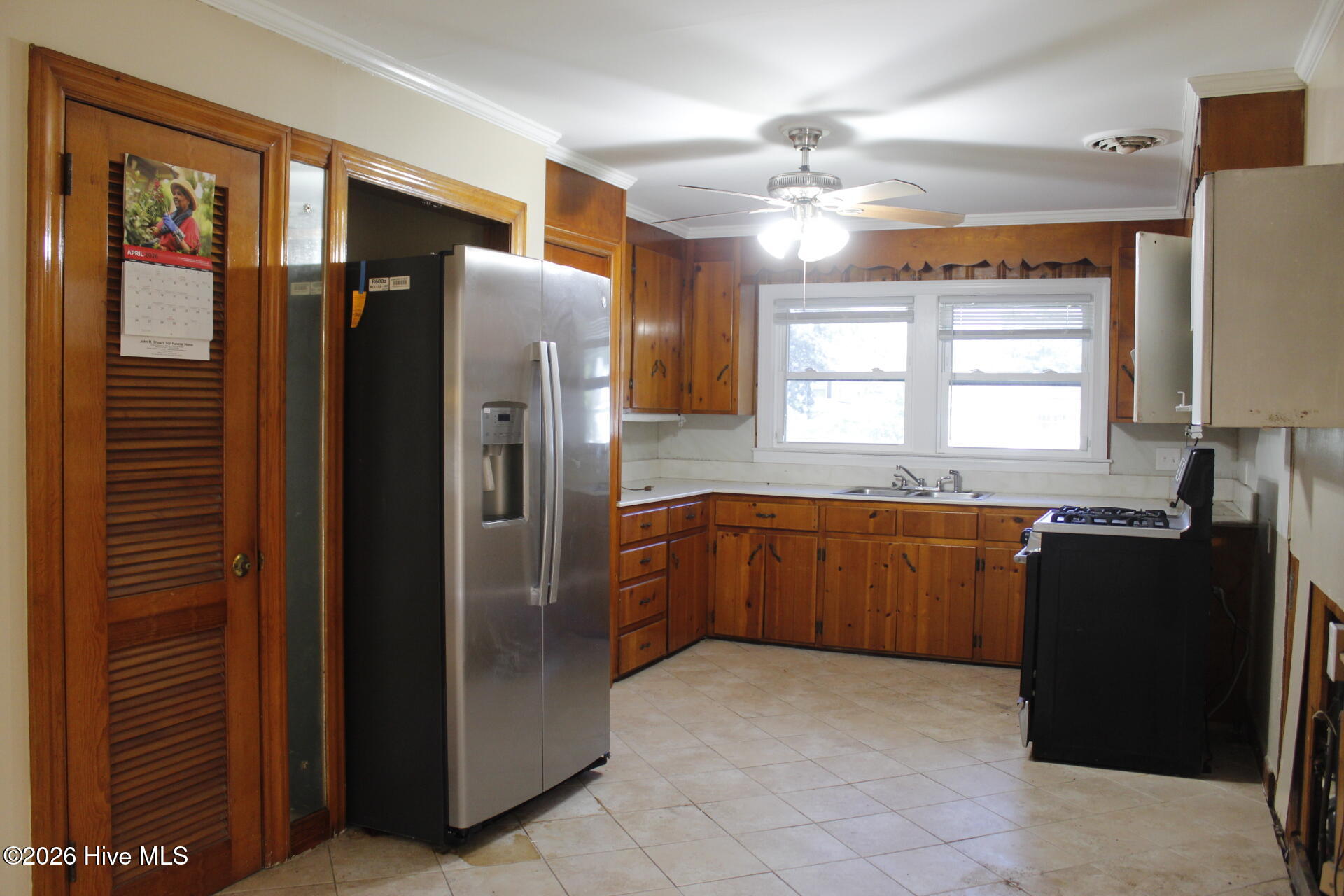 2124 Oleander Drive Property Photo 2