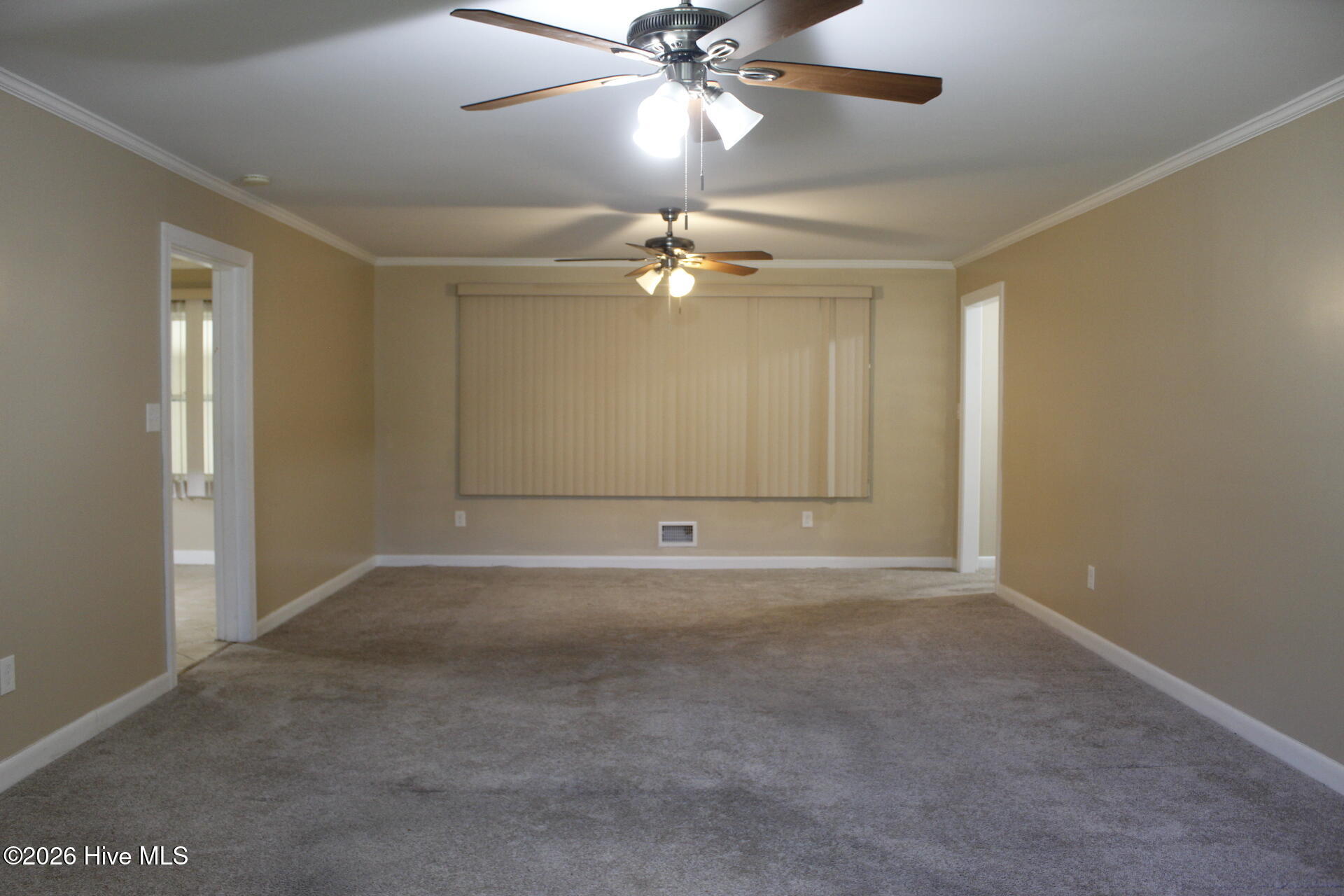 2124 Oleander Drive Property Photo 7