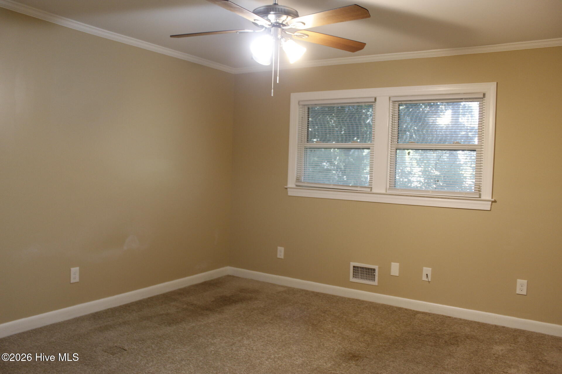 2124 Oleander Drive Property Photo 14