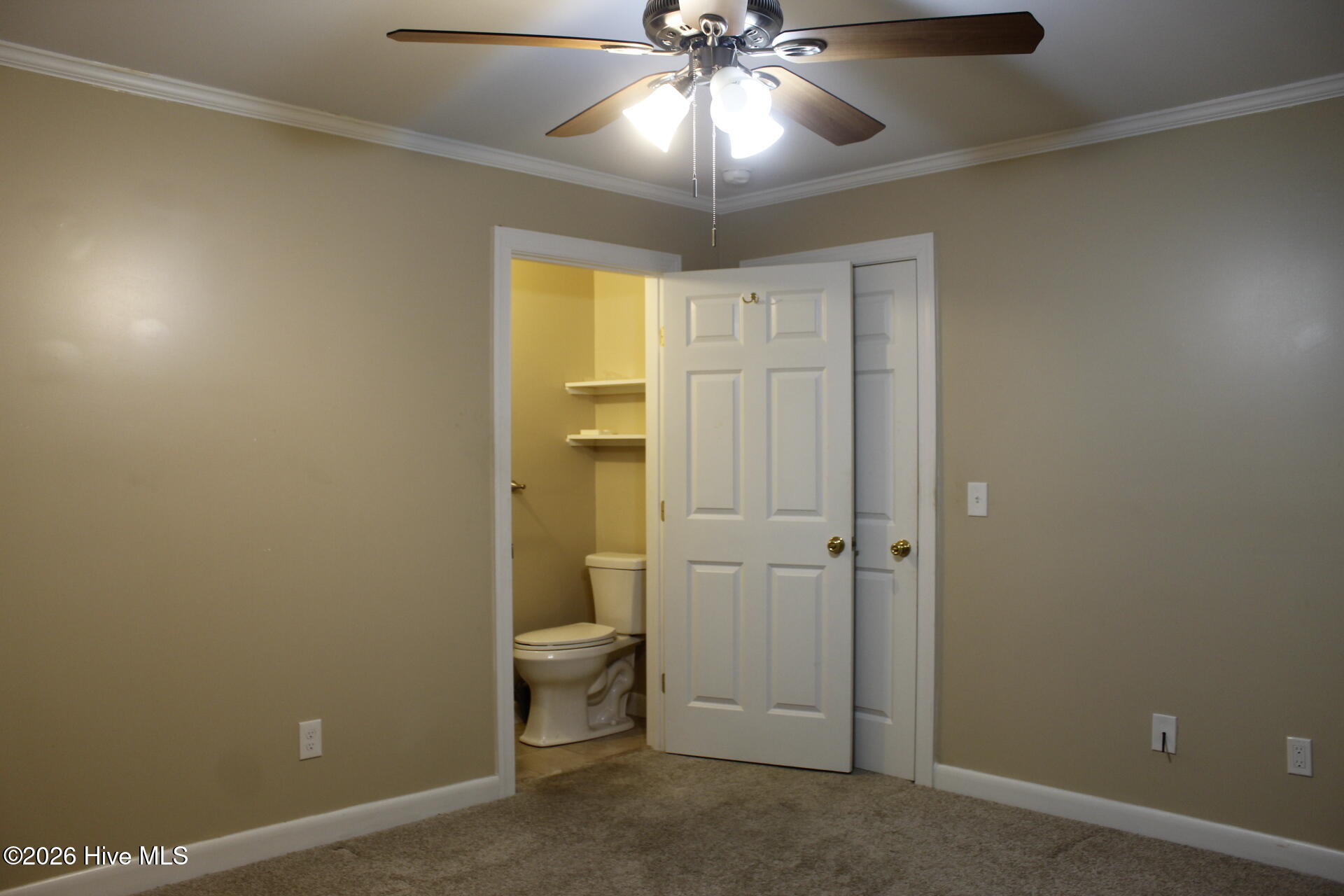 2124 Oleander Drive Property Photo 17
